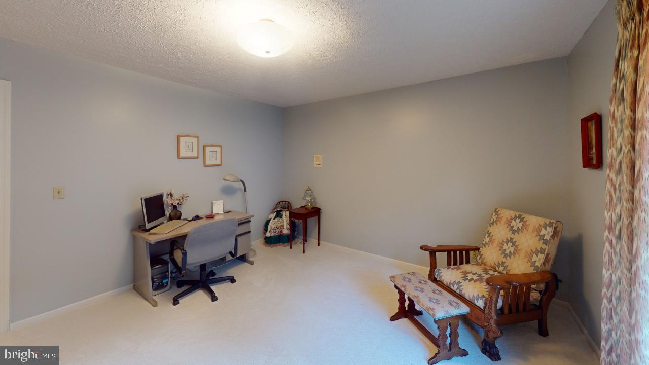 MEADOWLARK ACRES - Residential