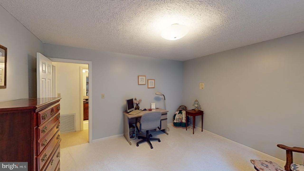 MEADOWLARK ACRES - Residential