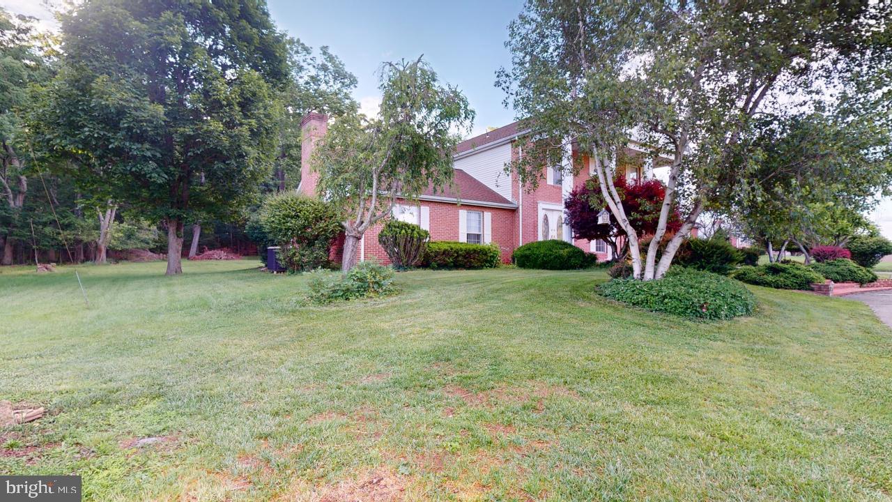 MEADOWLARK ACRES - Residential