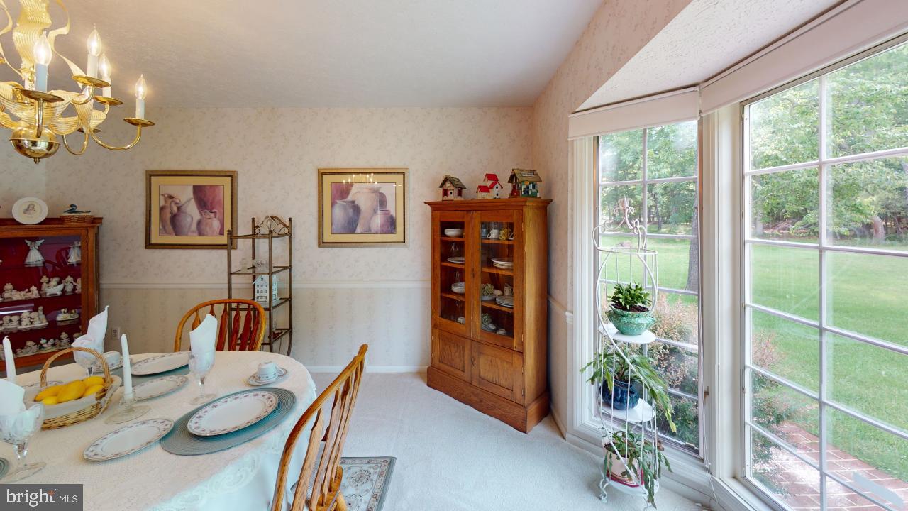 MEADOWLARK ACRES - Residential