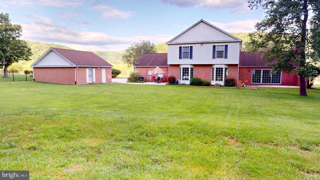 MEADOWLARK ACRES - Residential