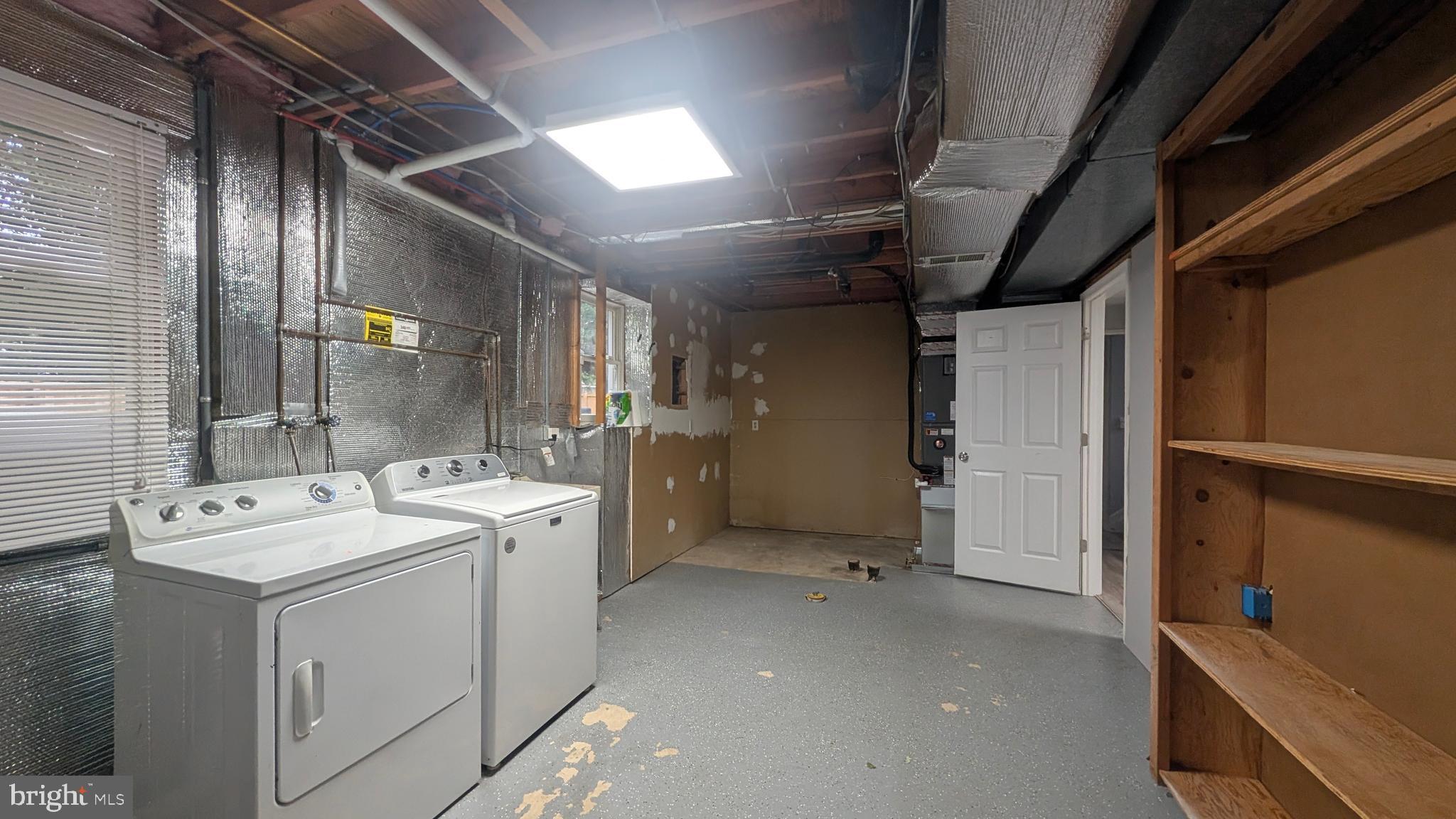 CLOVERFIELDS - Residential Lease