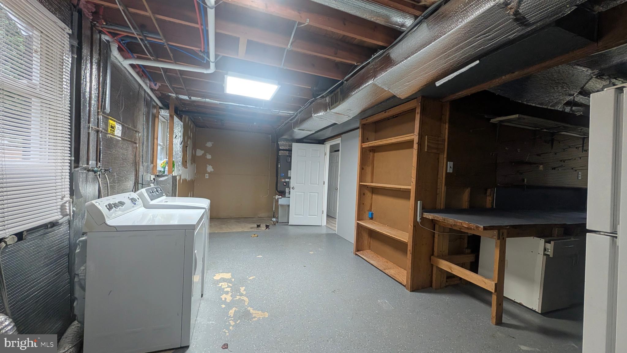 CLOVERFIELDS - Residential Lease