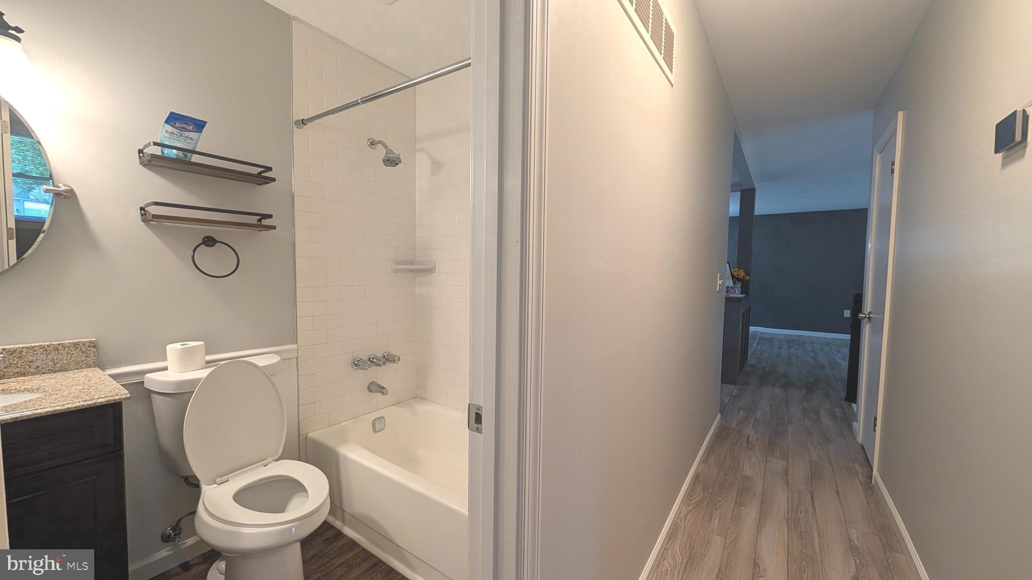 CLOVERFIELDS - Residential Lease