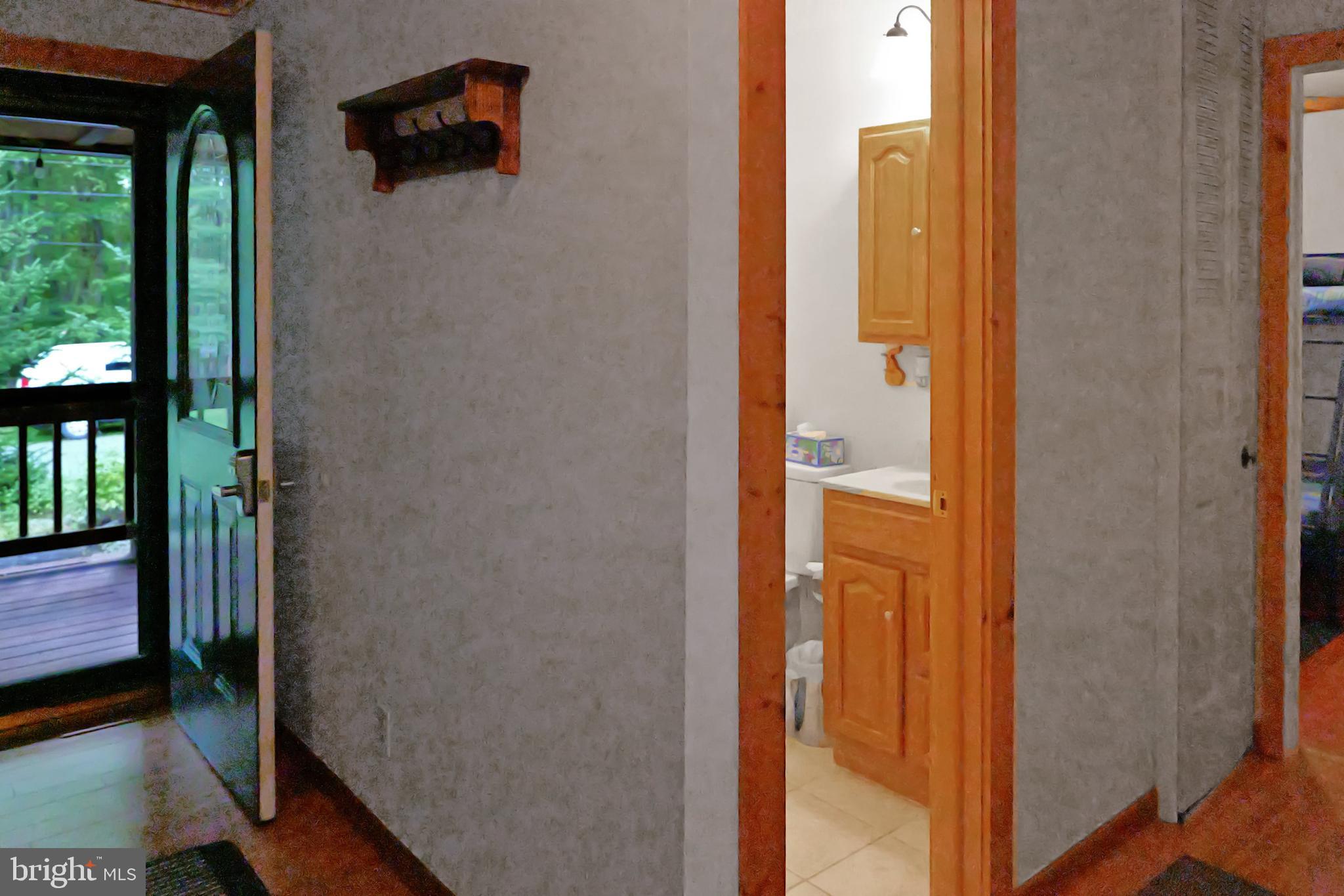 ALPINE LAKE - Residential