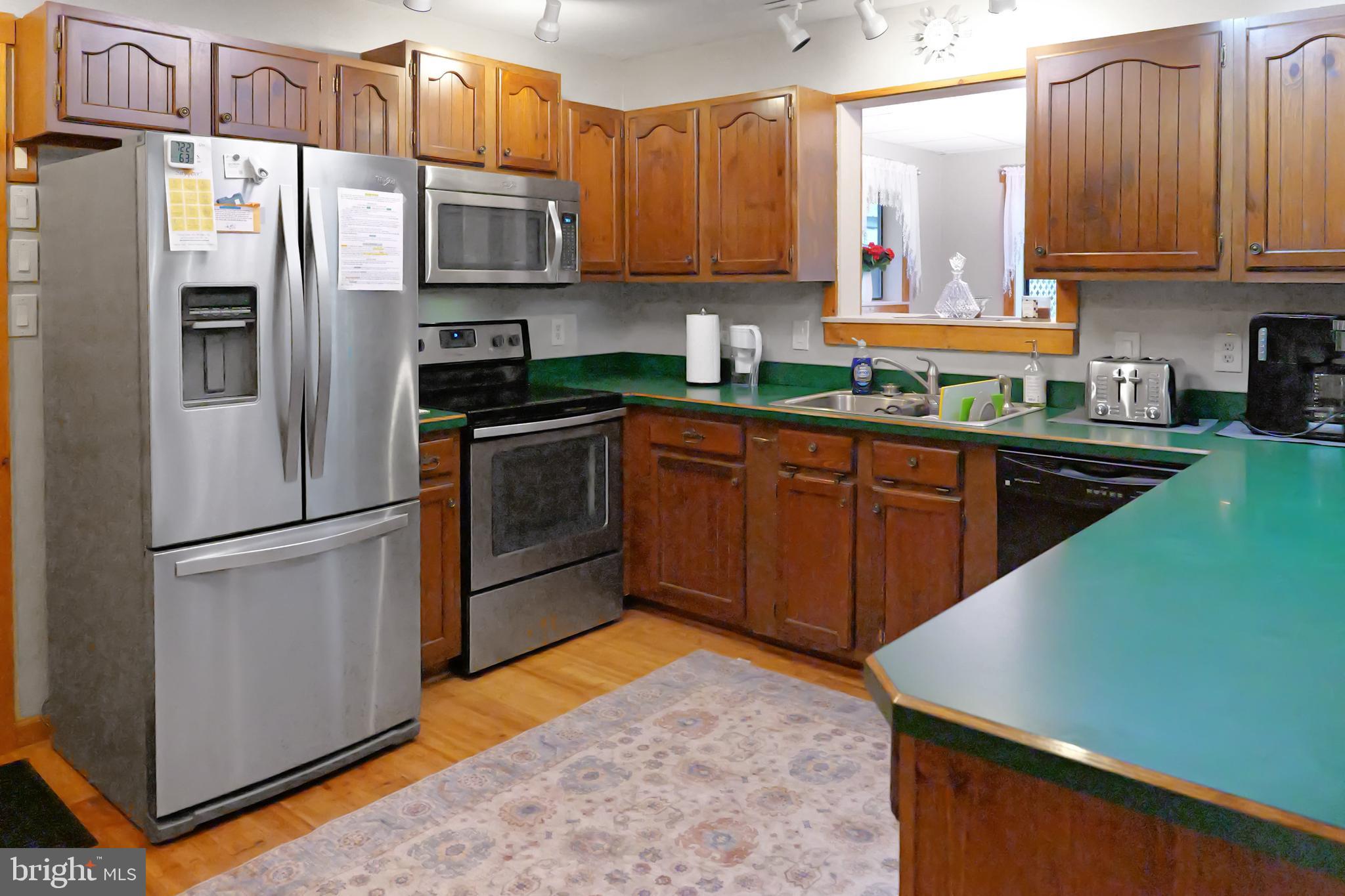 ALPINE LAKE - Residential