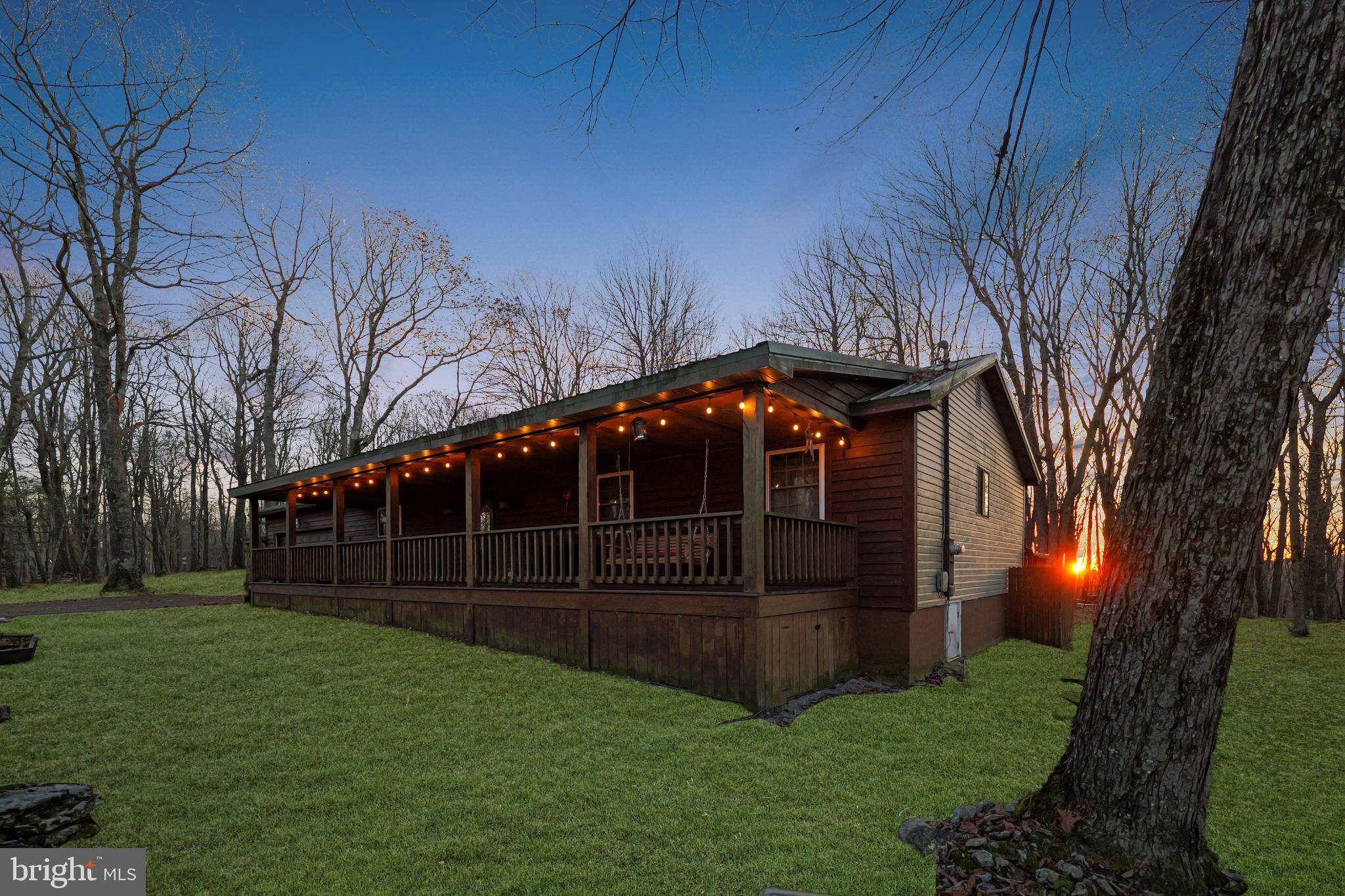 ALPINE LAKE - Residential