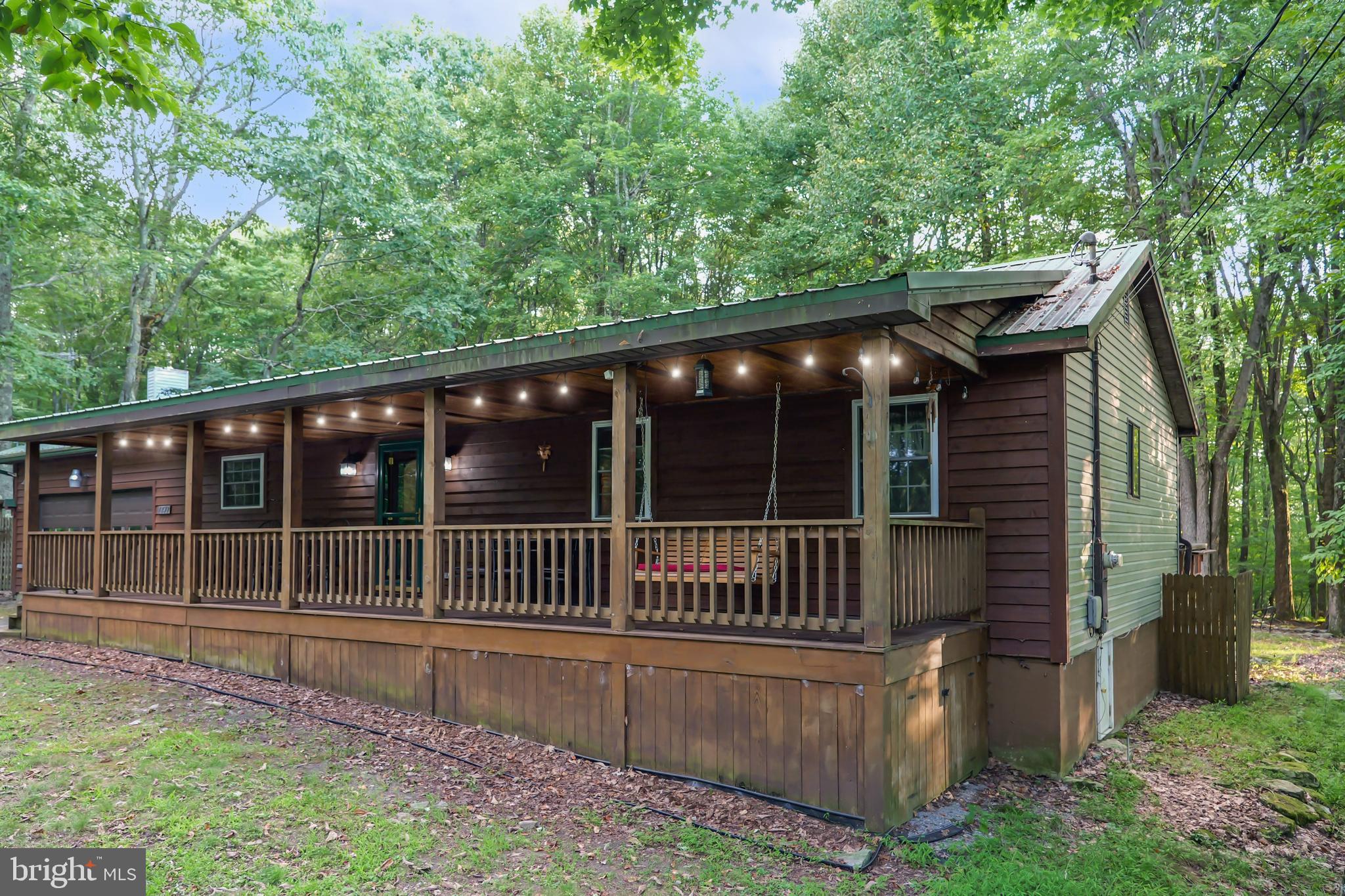 ALPINE LAKE - Residential
