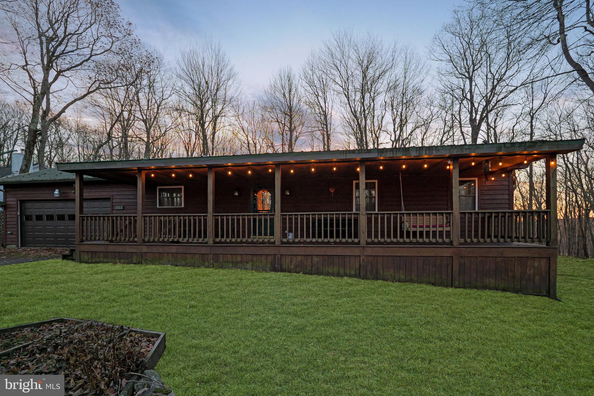 ALPINE LAKE - Residential