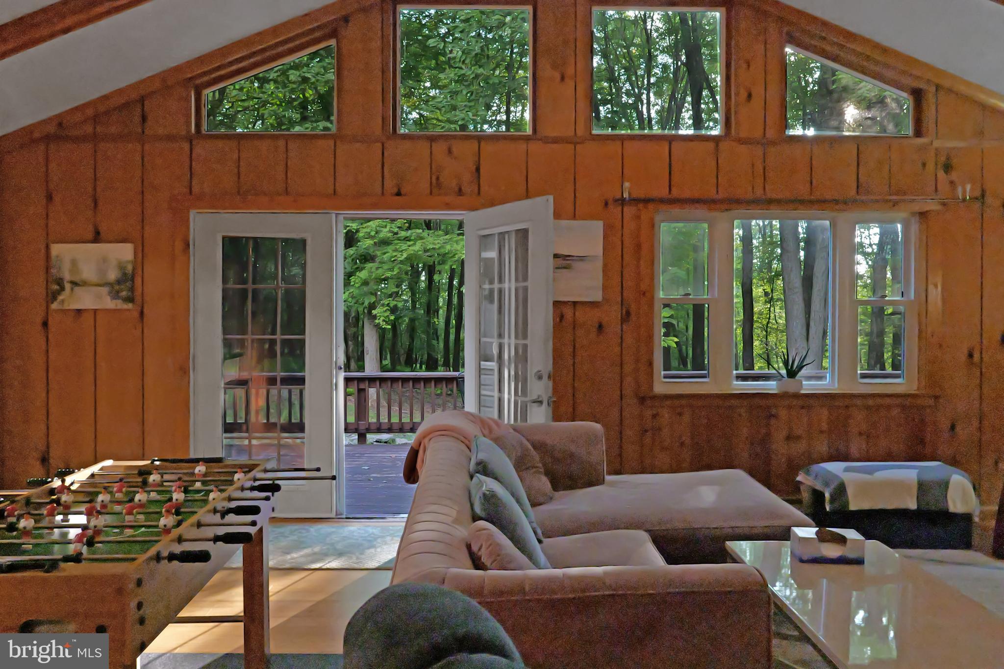 ALPINE LAKE - Residential