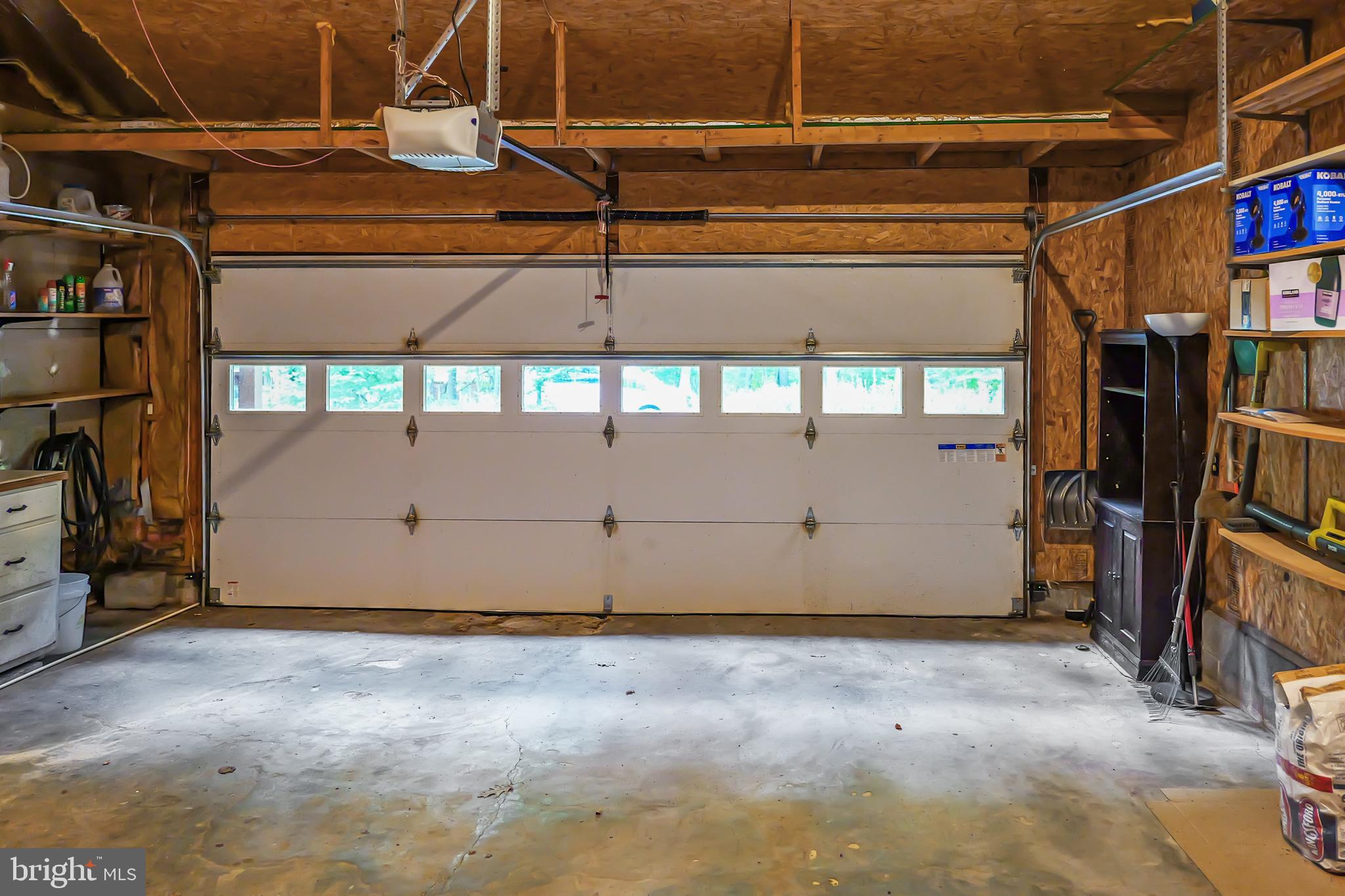 ALPINE LAKE - Residential