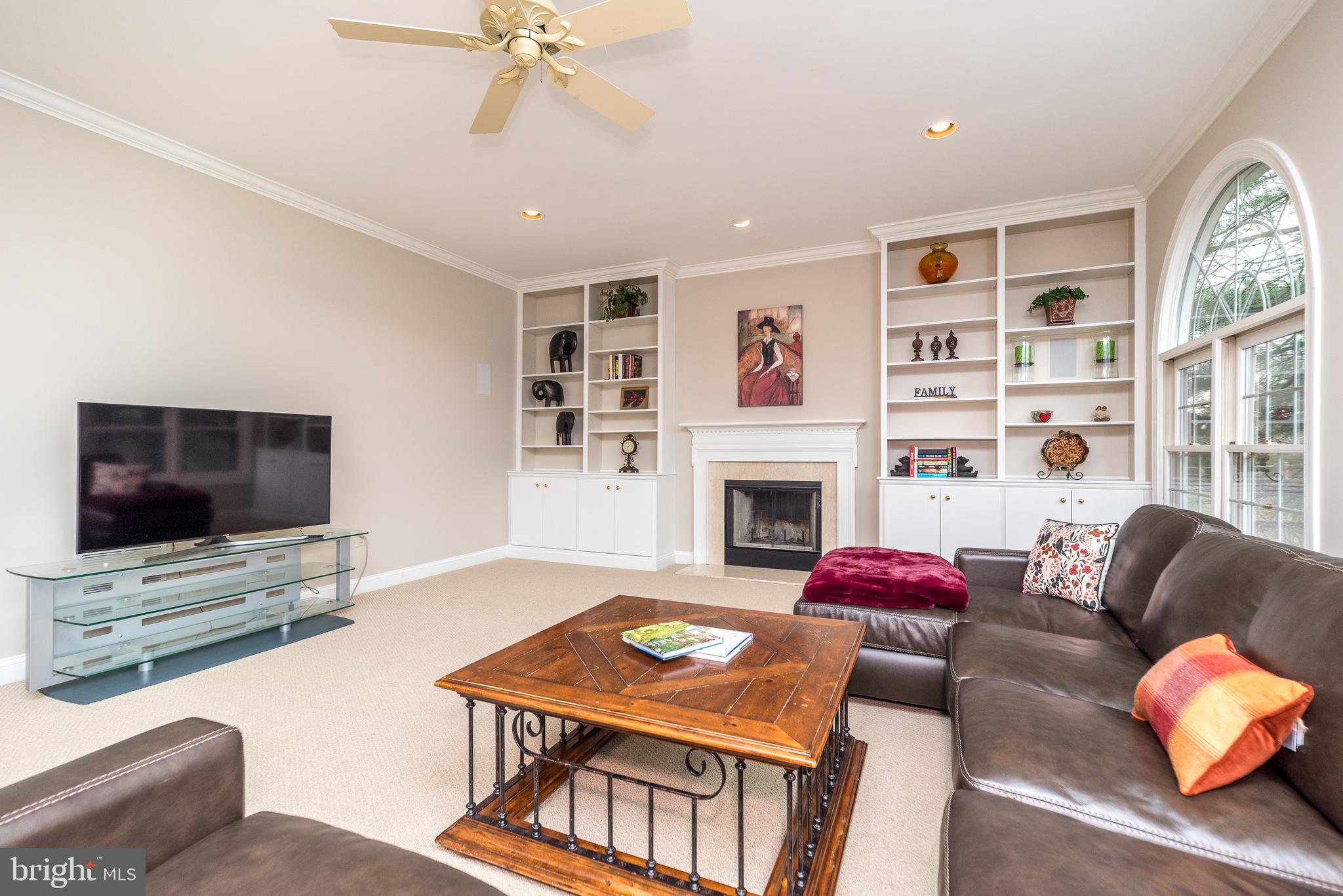 RIDINGS OF HORSHAM - Residential