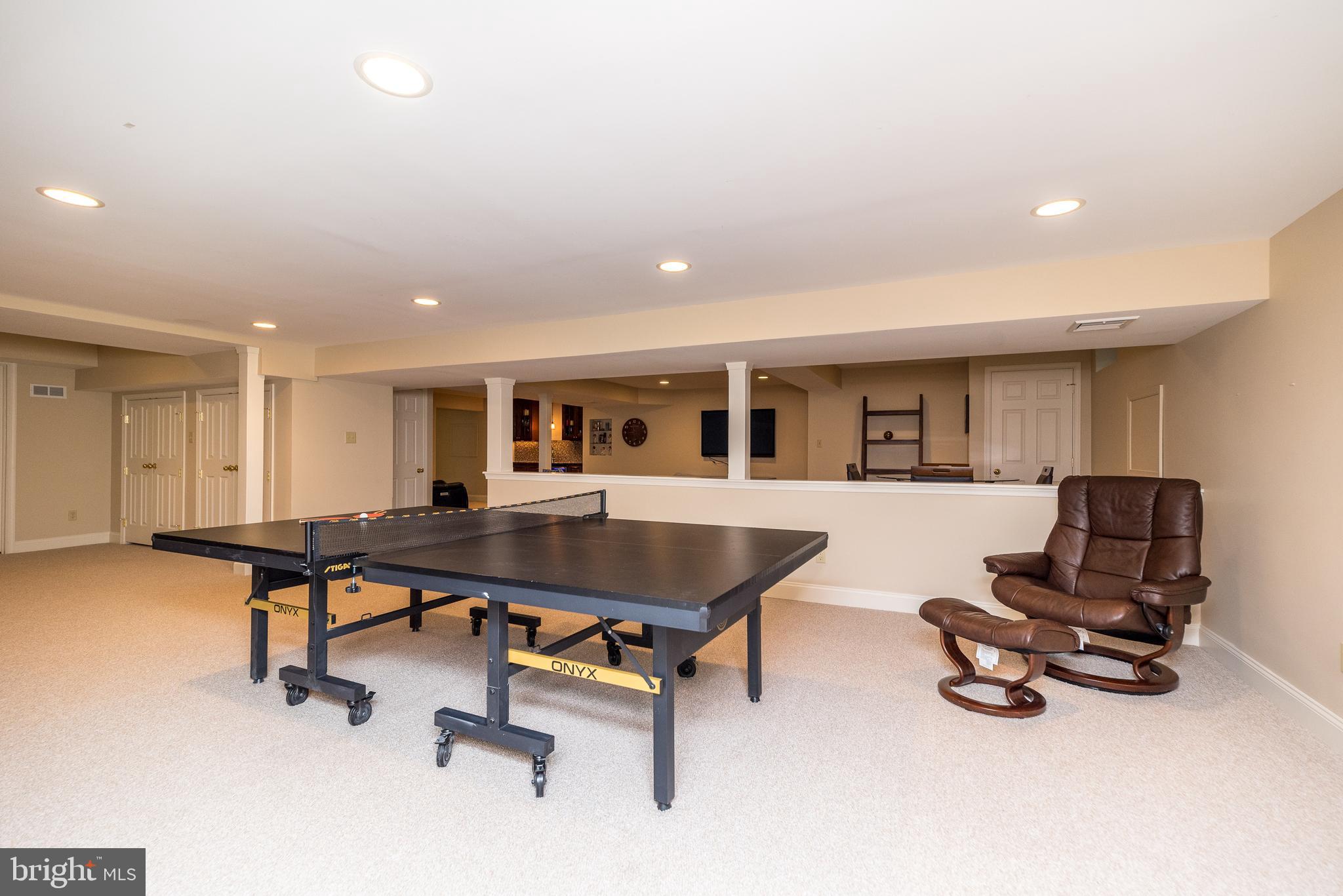 RIDINGS OF HORSHAM - Residential