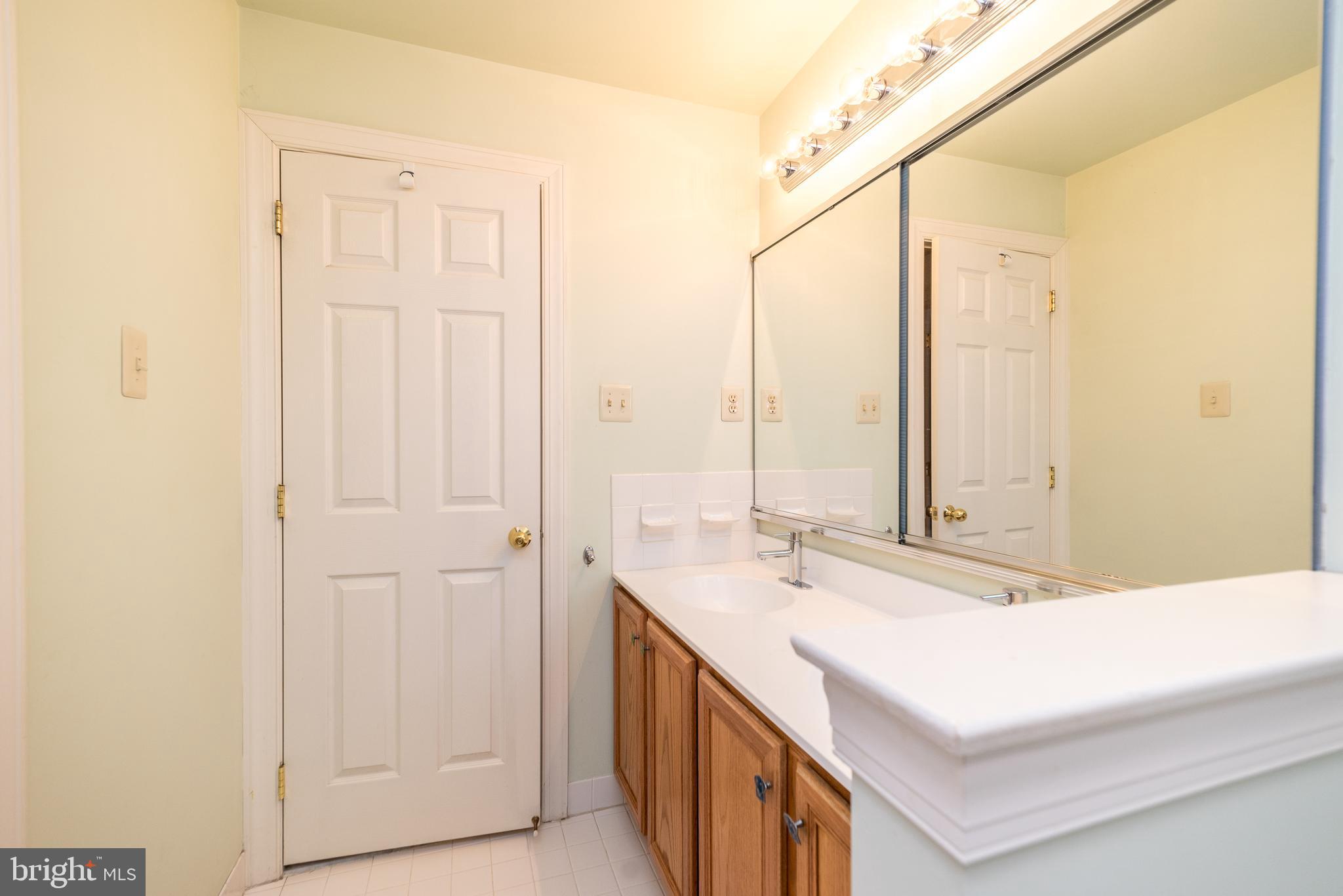 RIDINGS OF HORSHAM - Residential