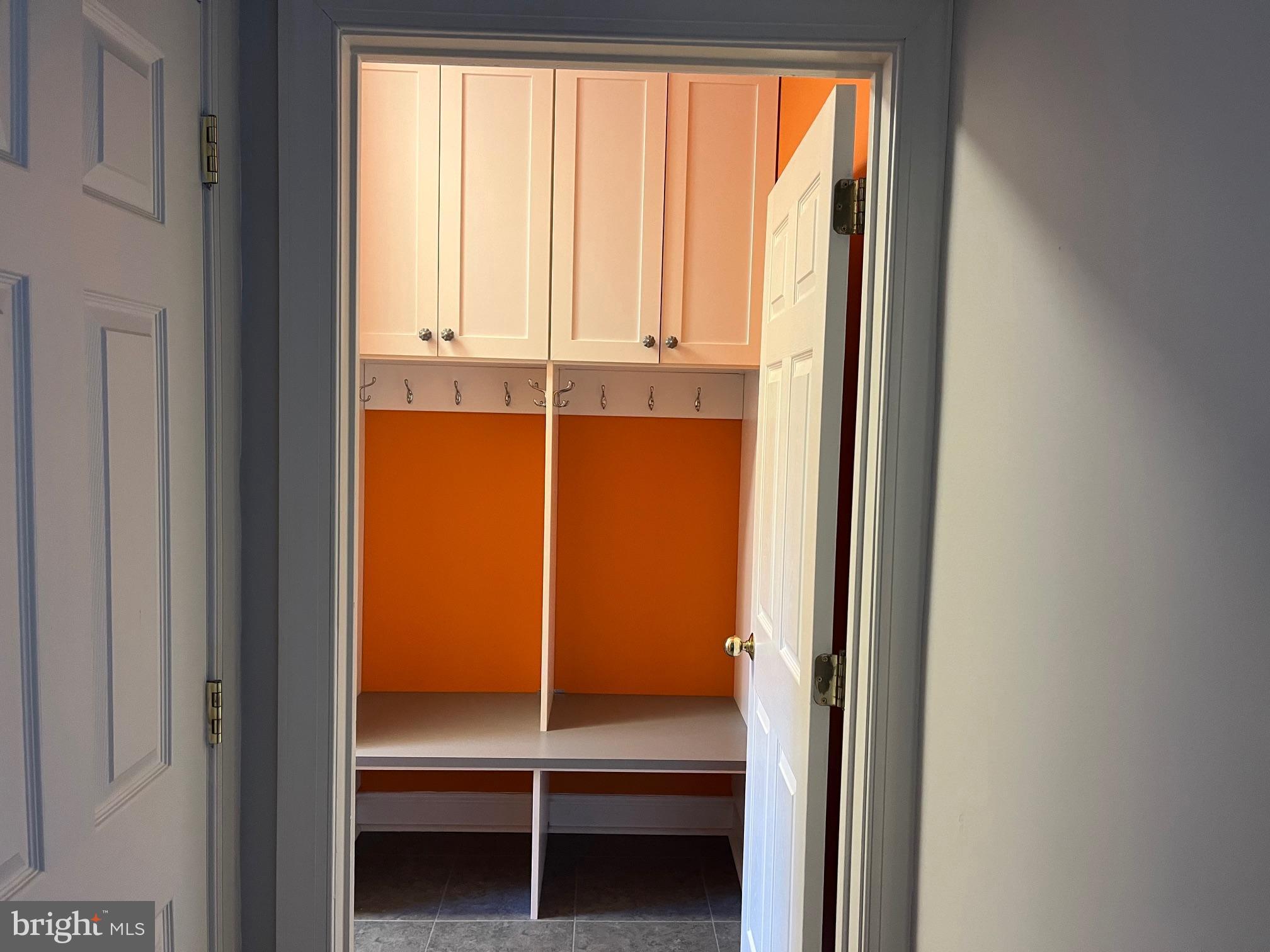 RIDINGS OF HORSHAM - Residential