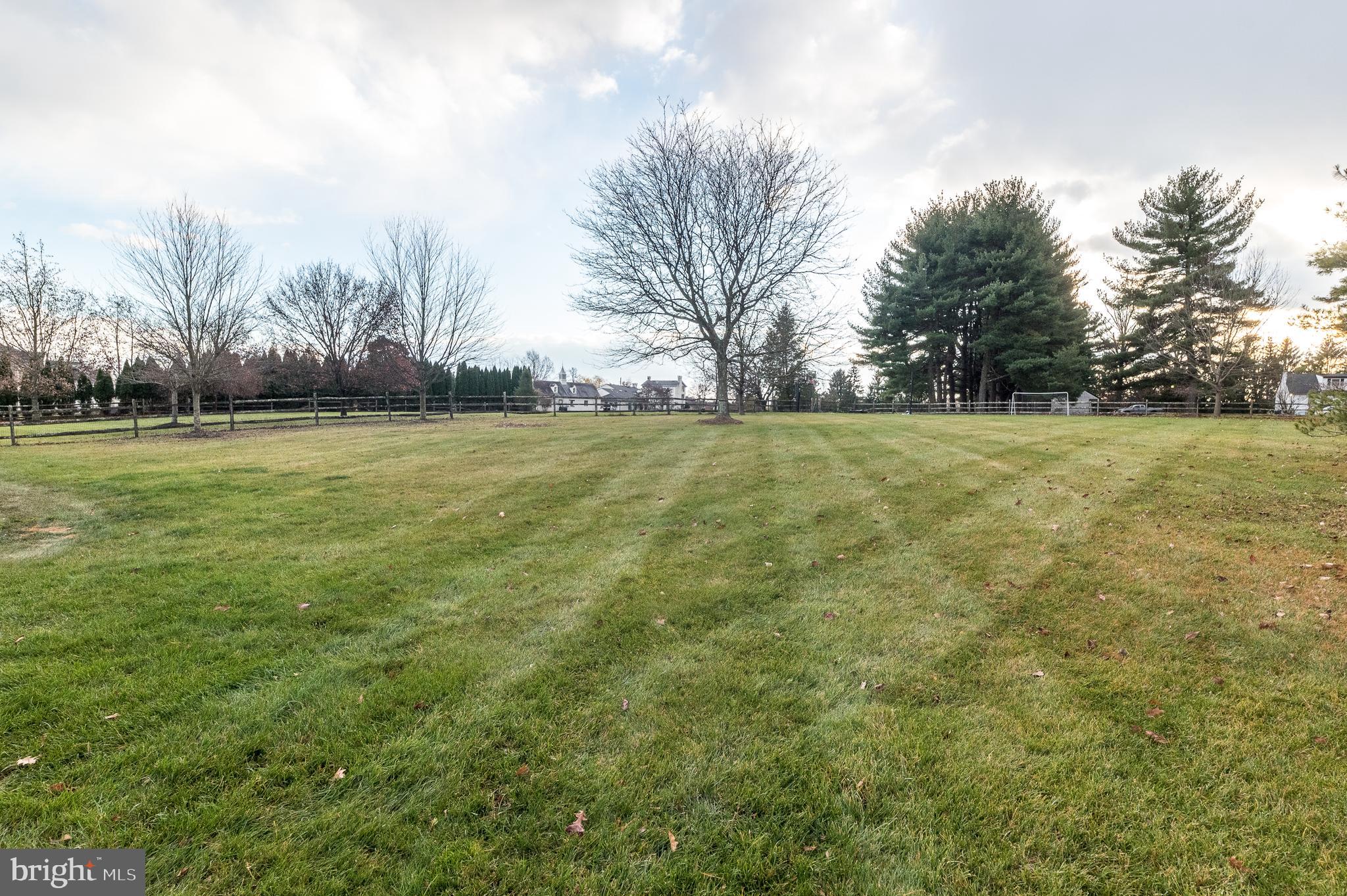 RIDINGS OF HORSHAM - Residential