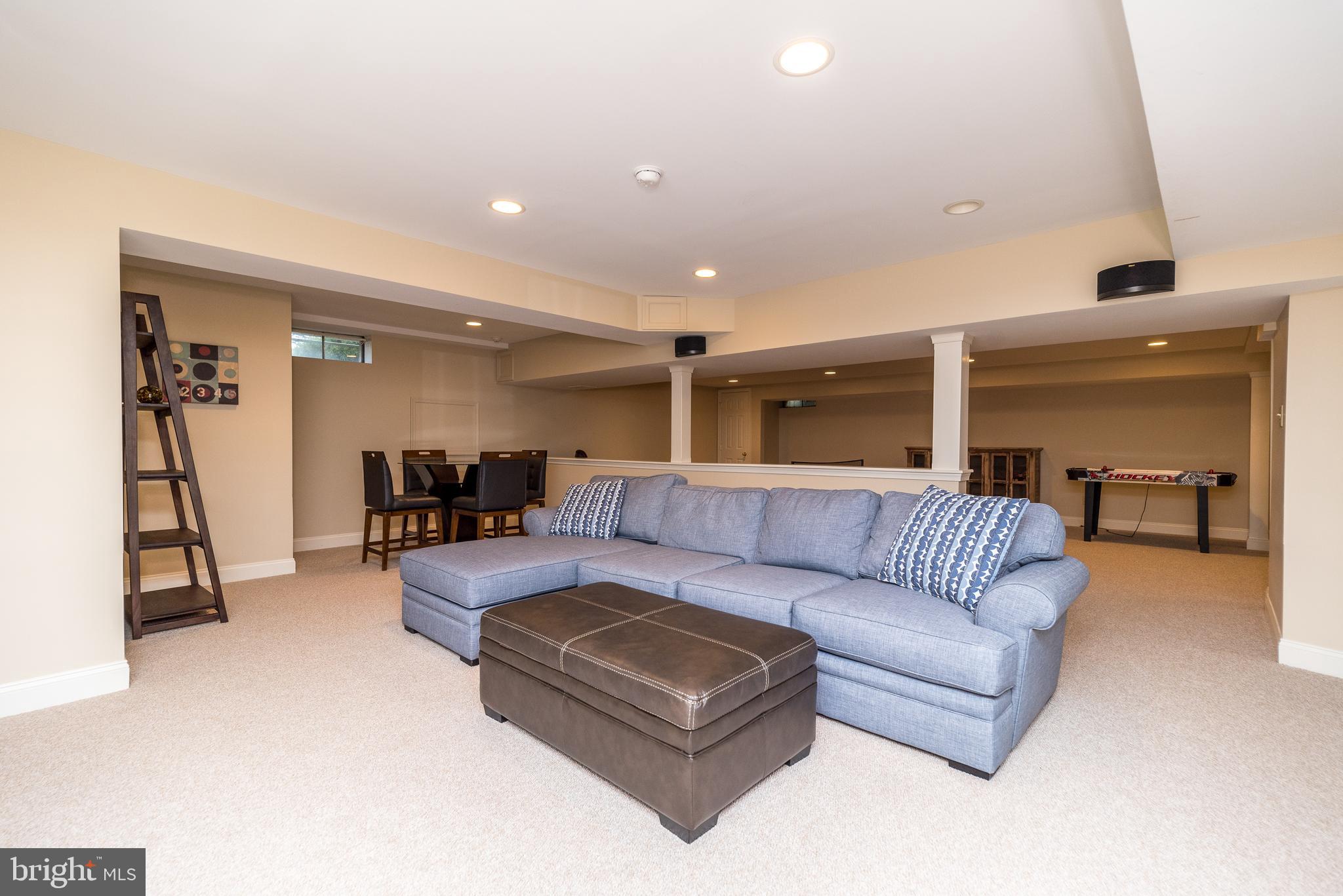 RIDINGS OF HORSHAM - Residential