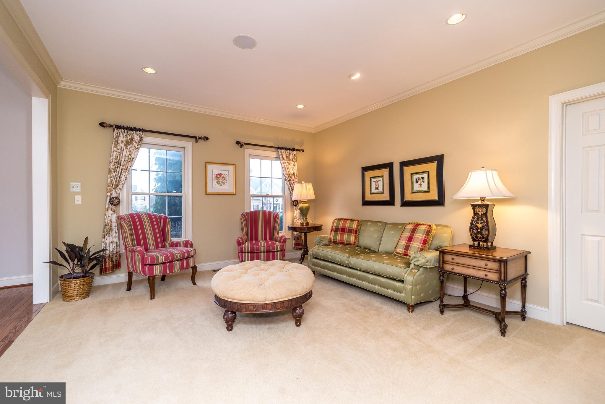 RIDINGS OF HORSHAM - Residential