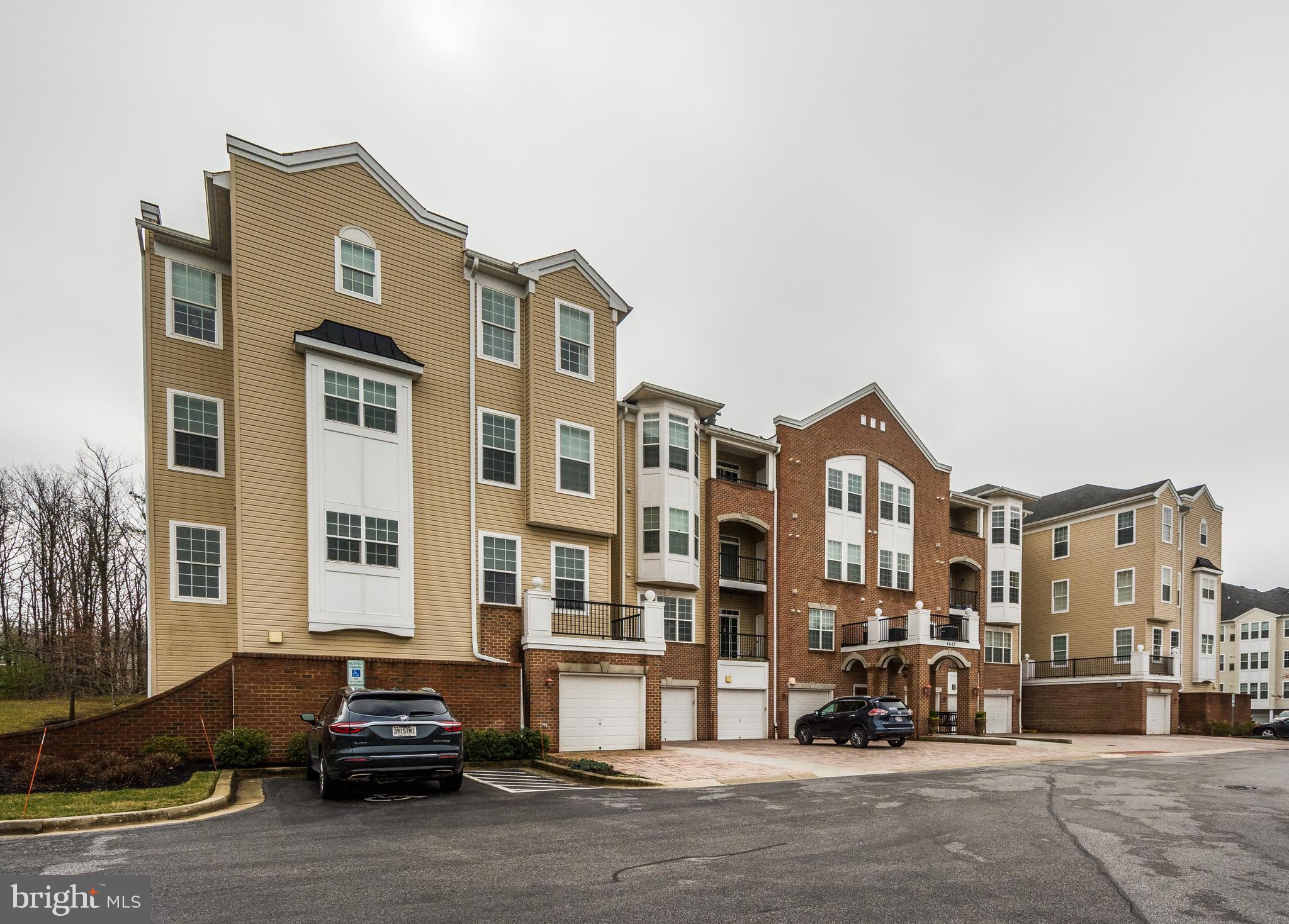 PINEY ORCHARD - Residential