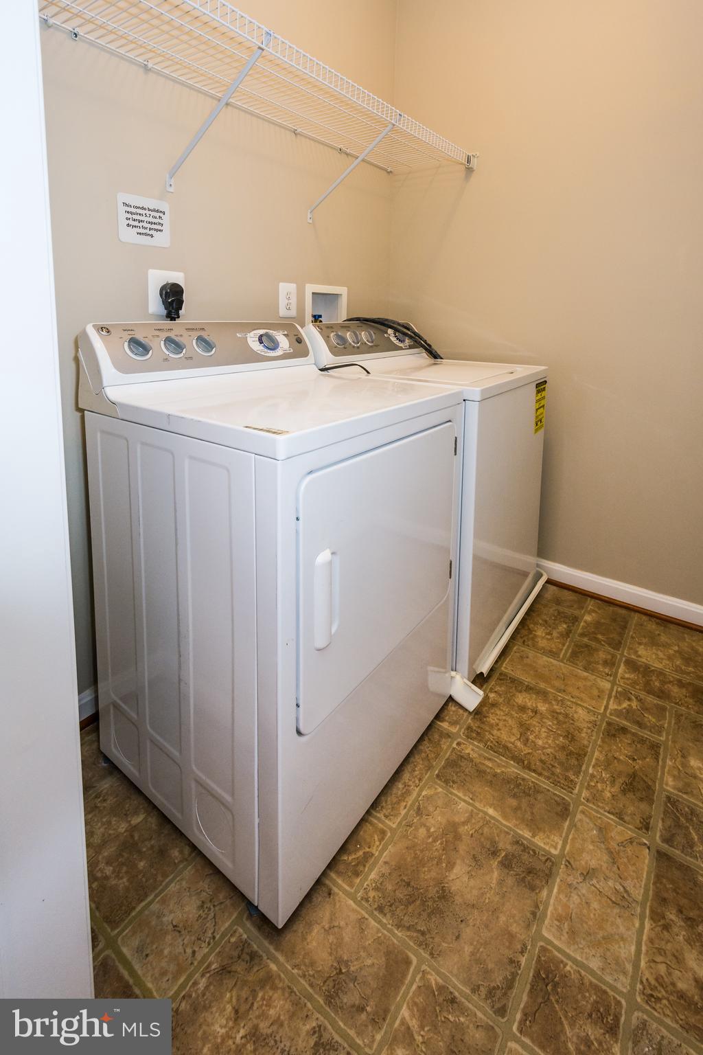 PINEY ORCHARD - Residential