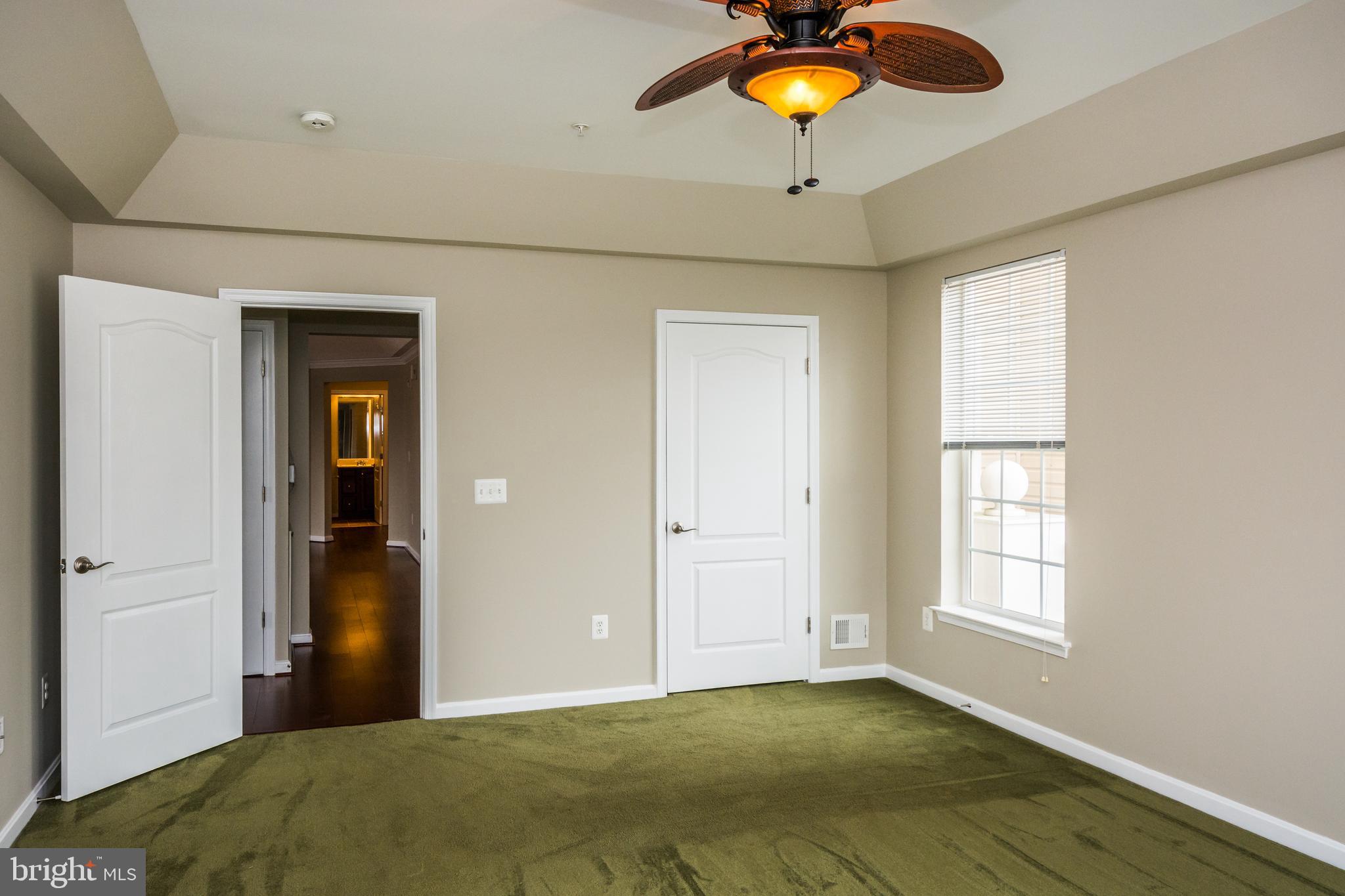 PINEY ORCHARD - Residential