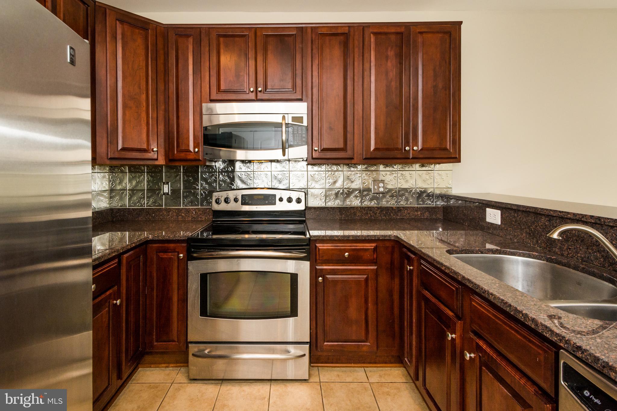 PINEY ORCHARD - Residential