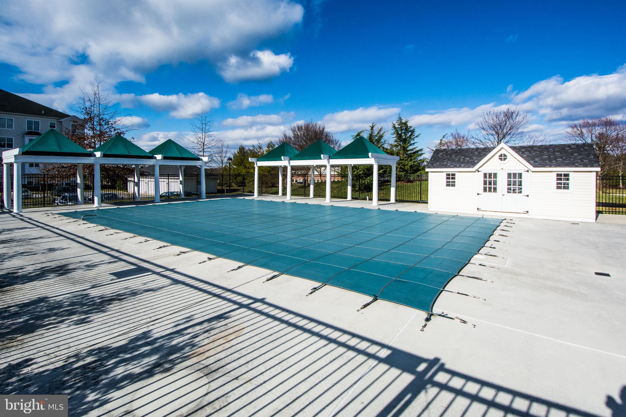 PINEY ORCHARD - Residential