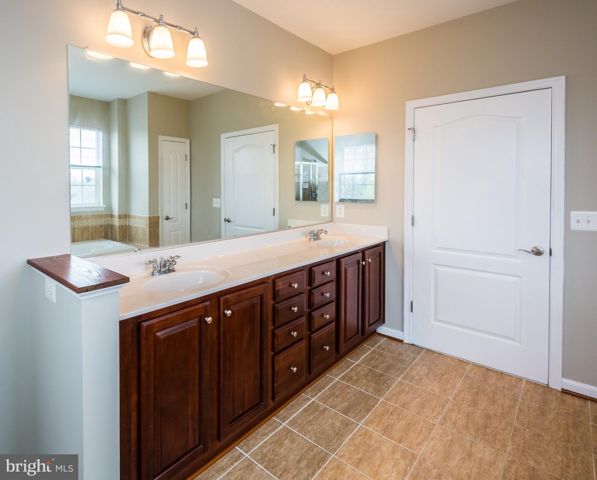 PINEY ORCHARD - Residential