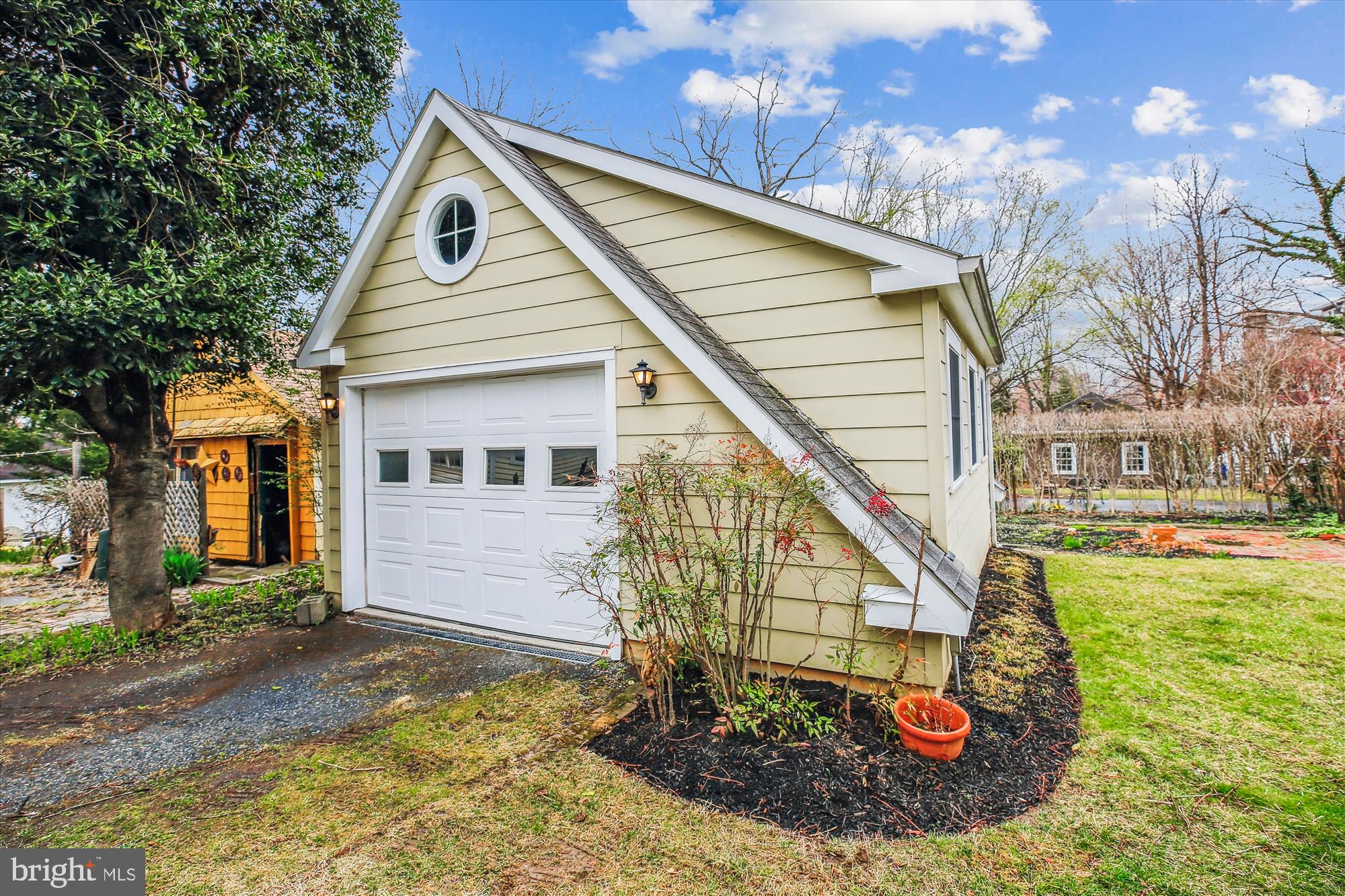 CHEVY CHASE - Residential