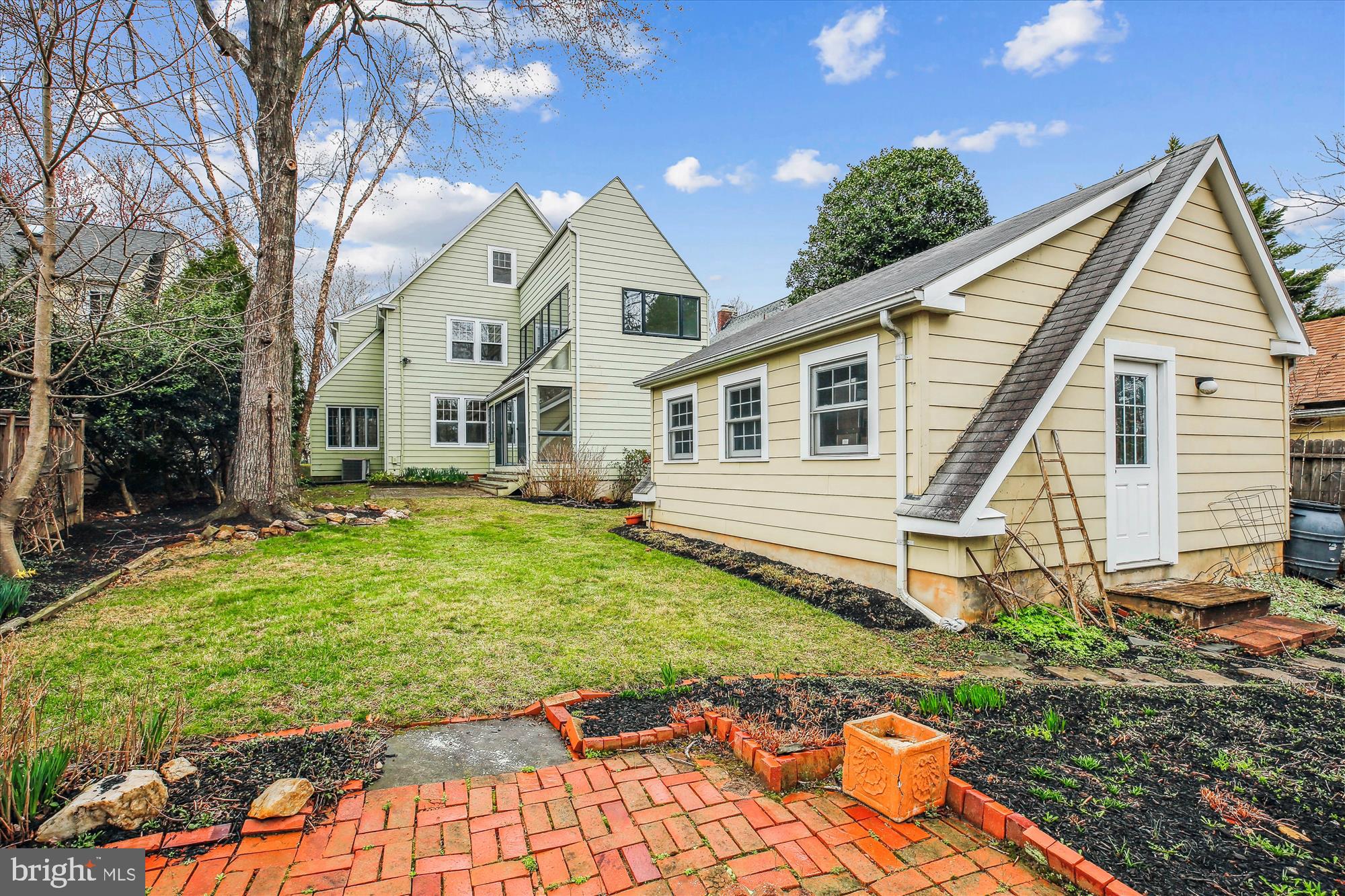 CHEVY CHASE - Residential