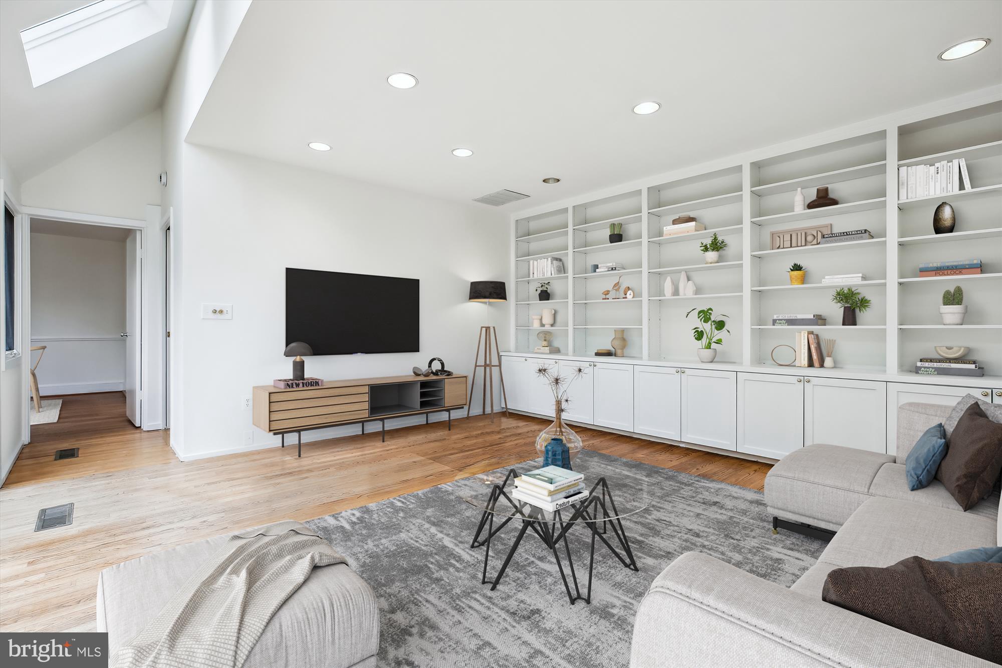 CHEVY CHASE - Residential