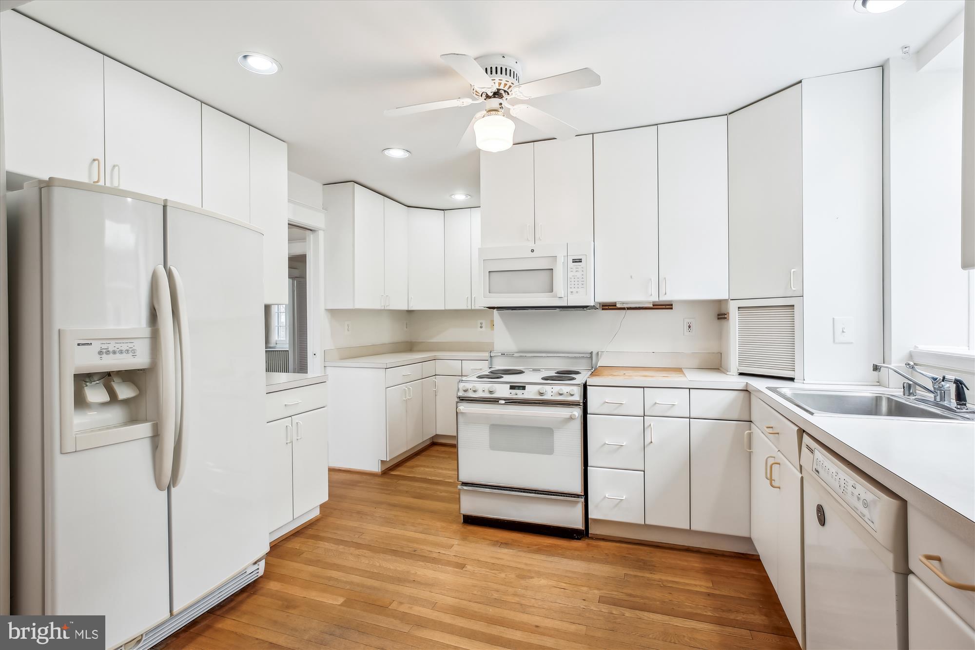 CHEVY CHASE - Residential