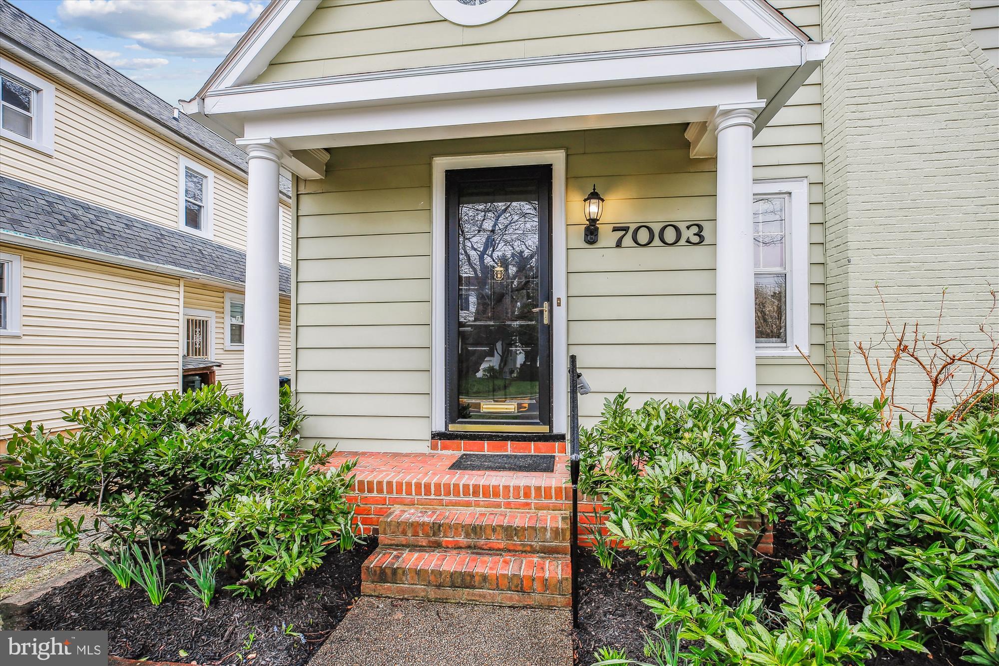 7003 DELAWARE STREET