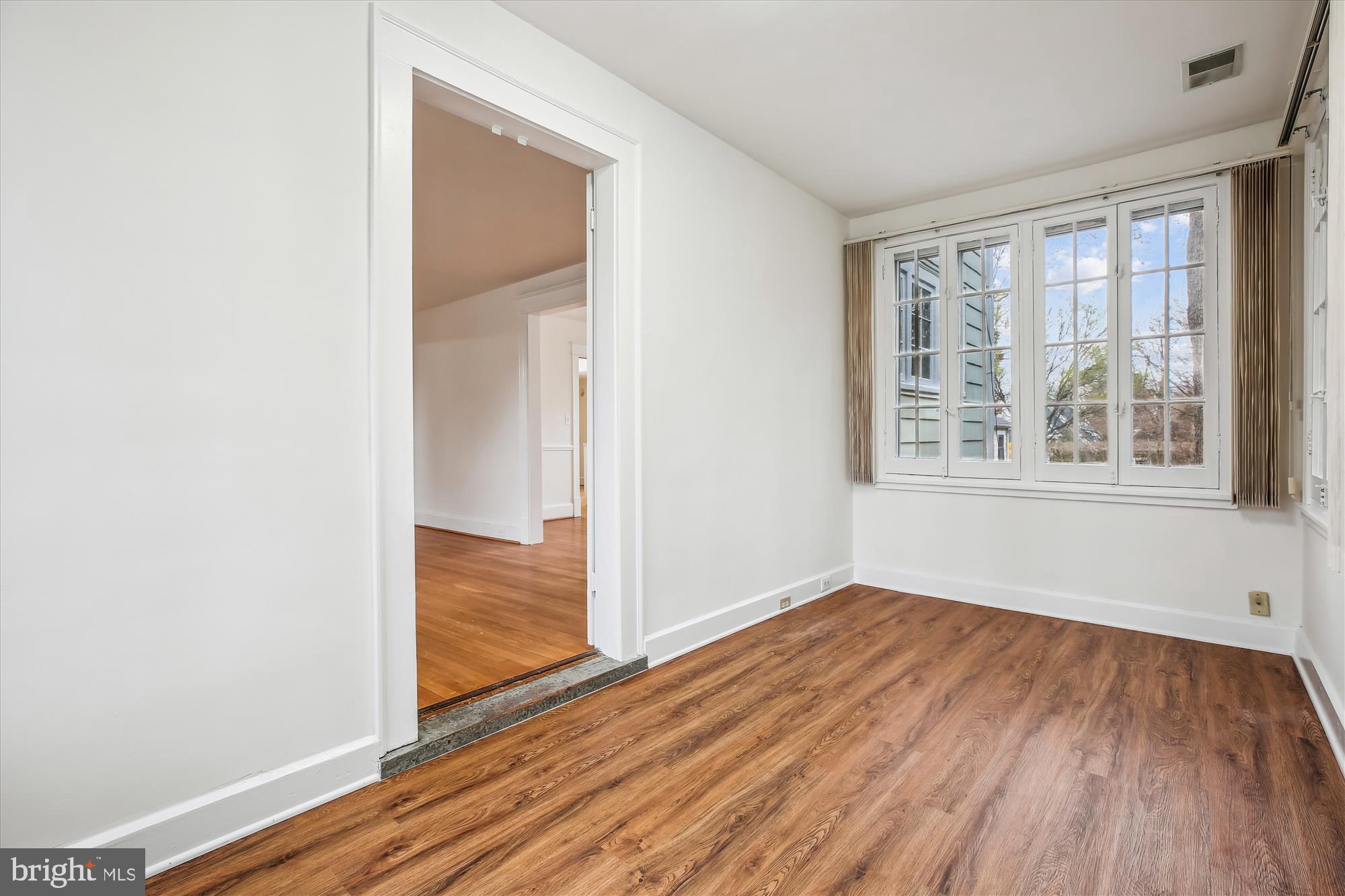 CHEVY CHASE - Residential