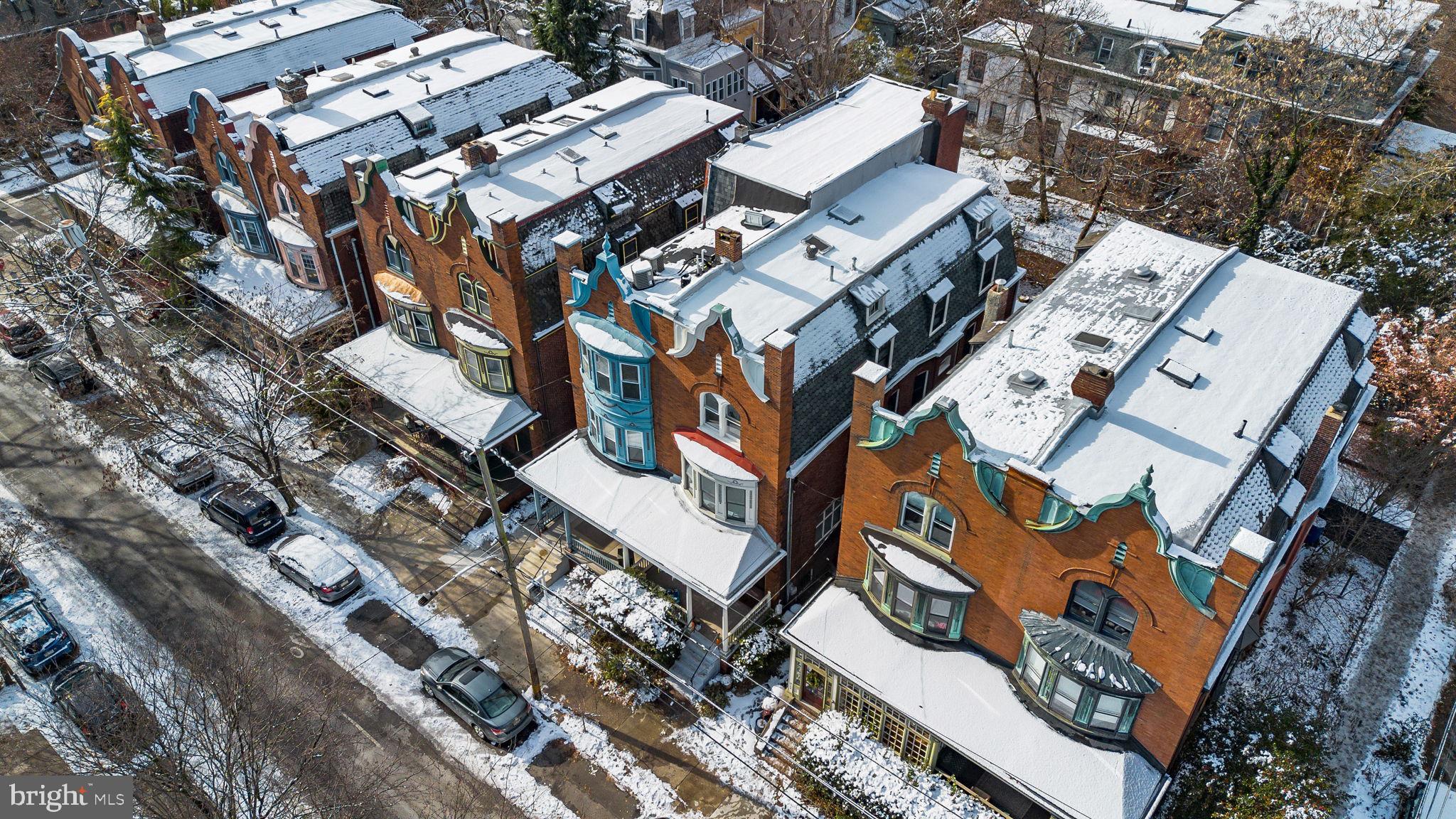 UNIVERSITY CITY - Residential