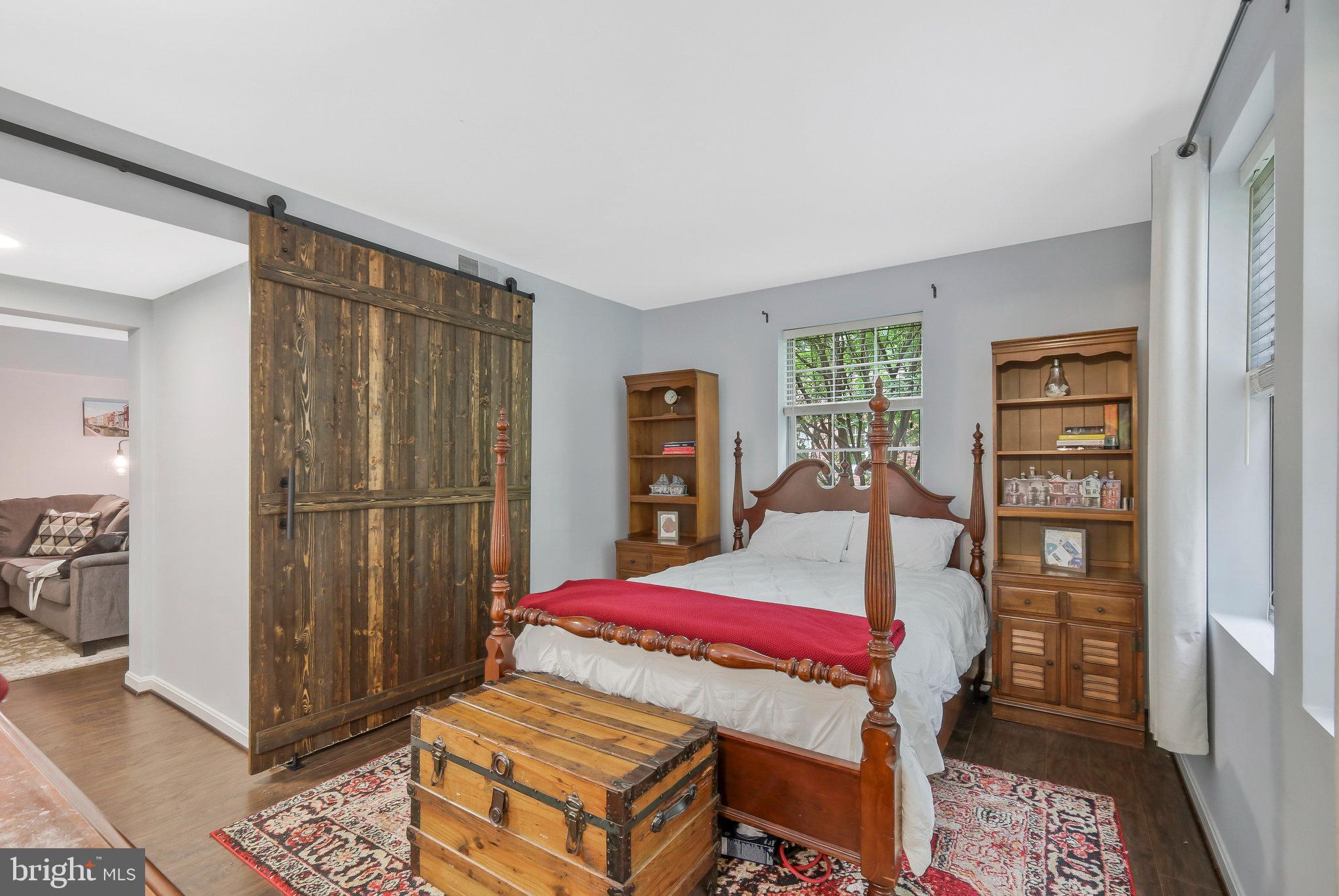 COLONIAL VILLAGE III - Residential