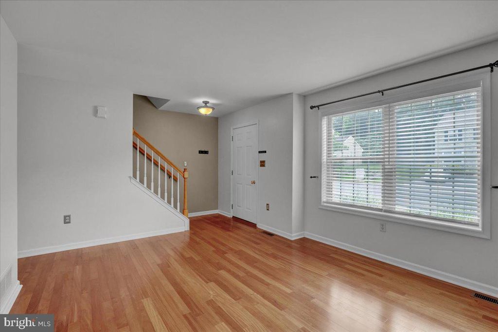 Photo of 427 Indian Rock Circle, ELIZABETHTOWN, PA 17022 (MLS # PALA2073014)