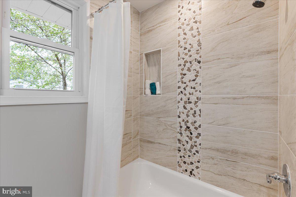 HILLCREST HEIGHTS - Residential