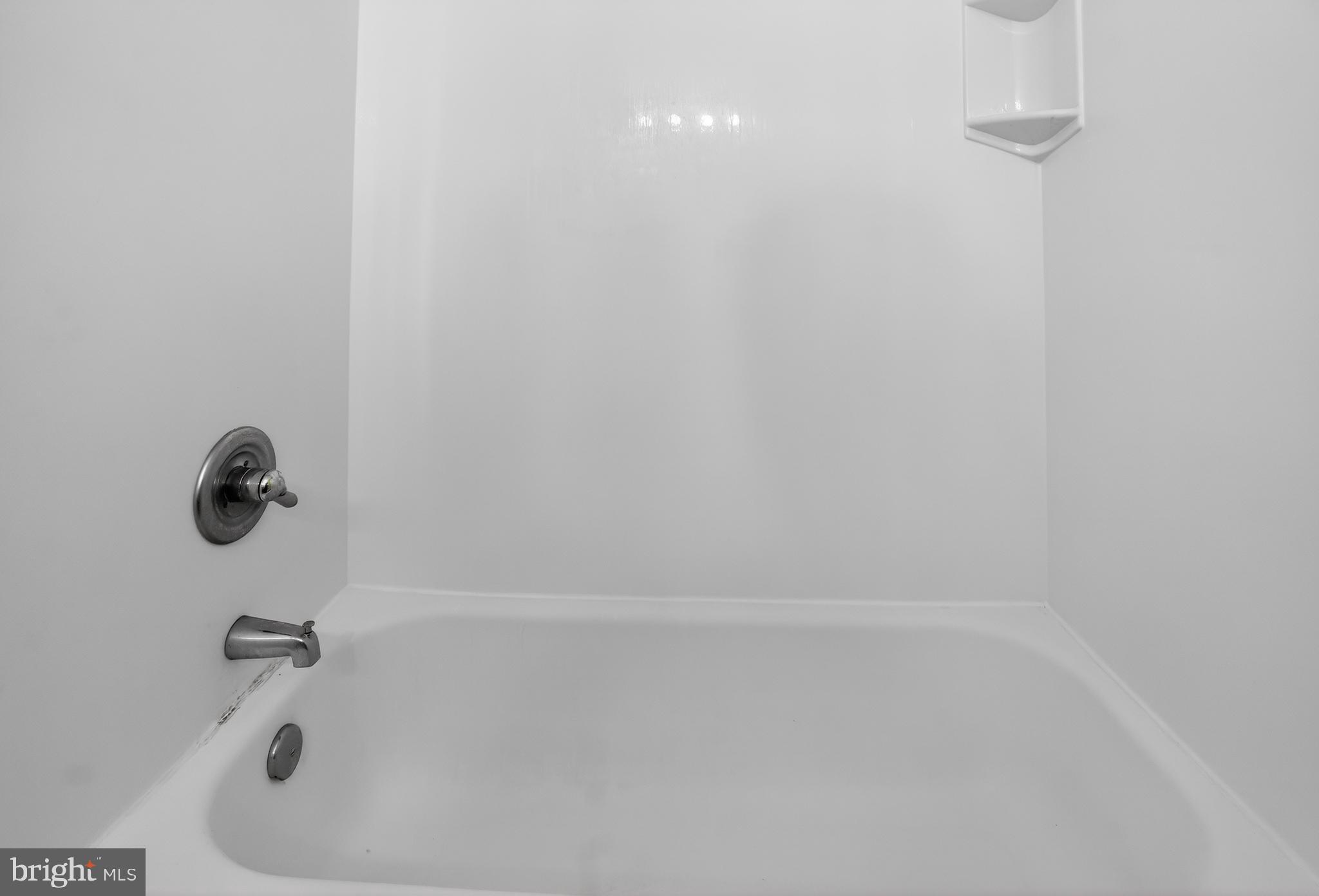 MIDDLETON PL - Residential