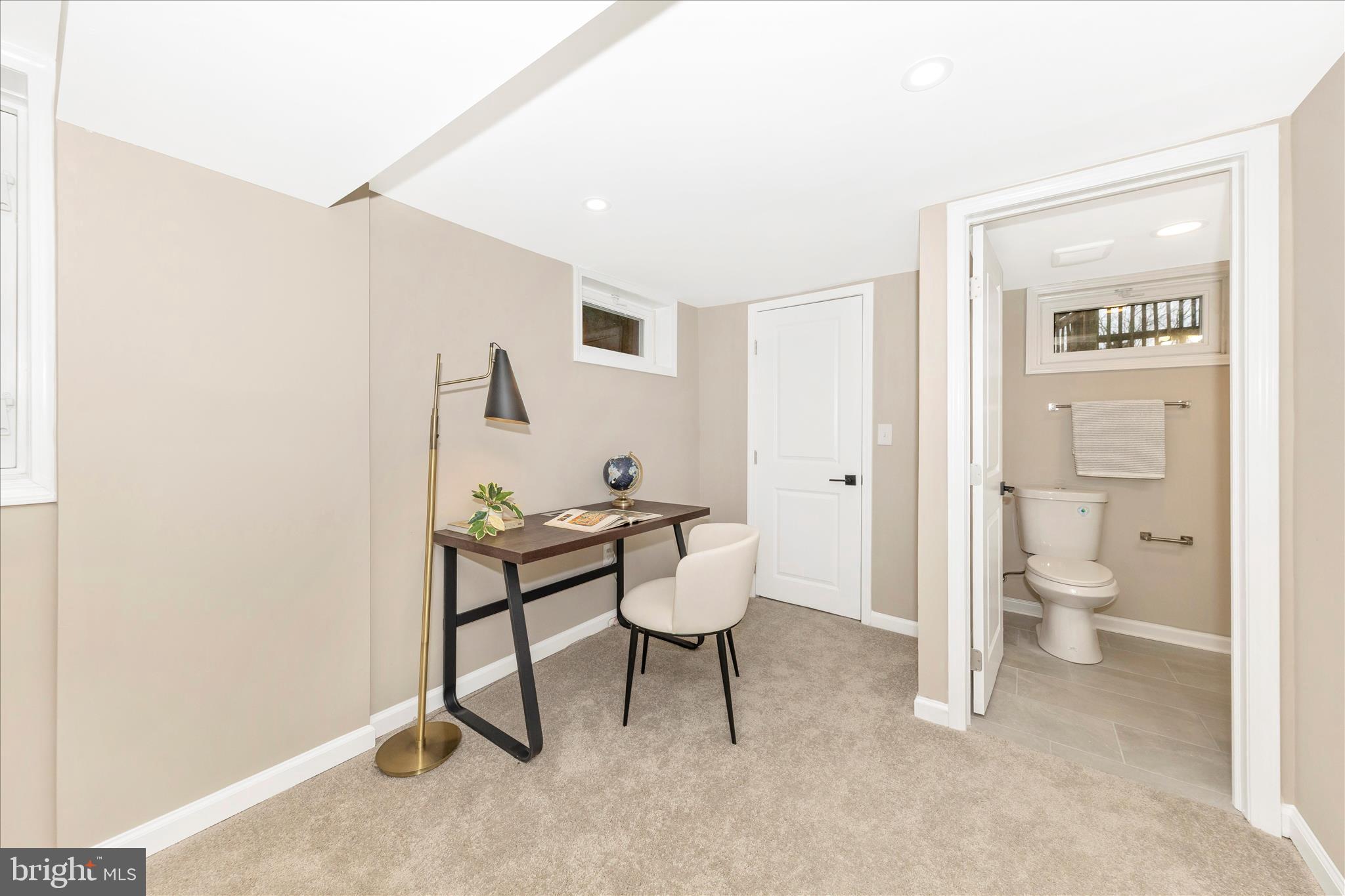 GLENMONT FOREST - Residential