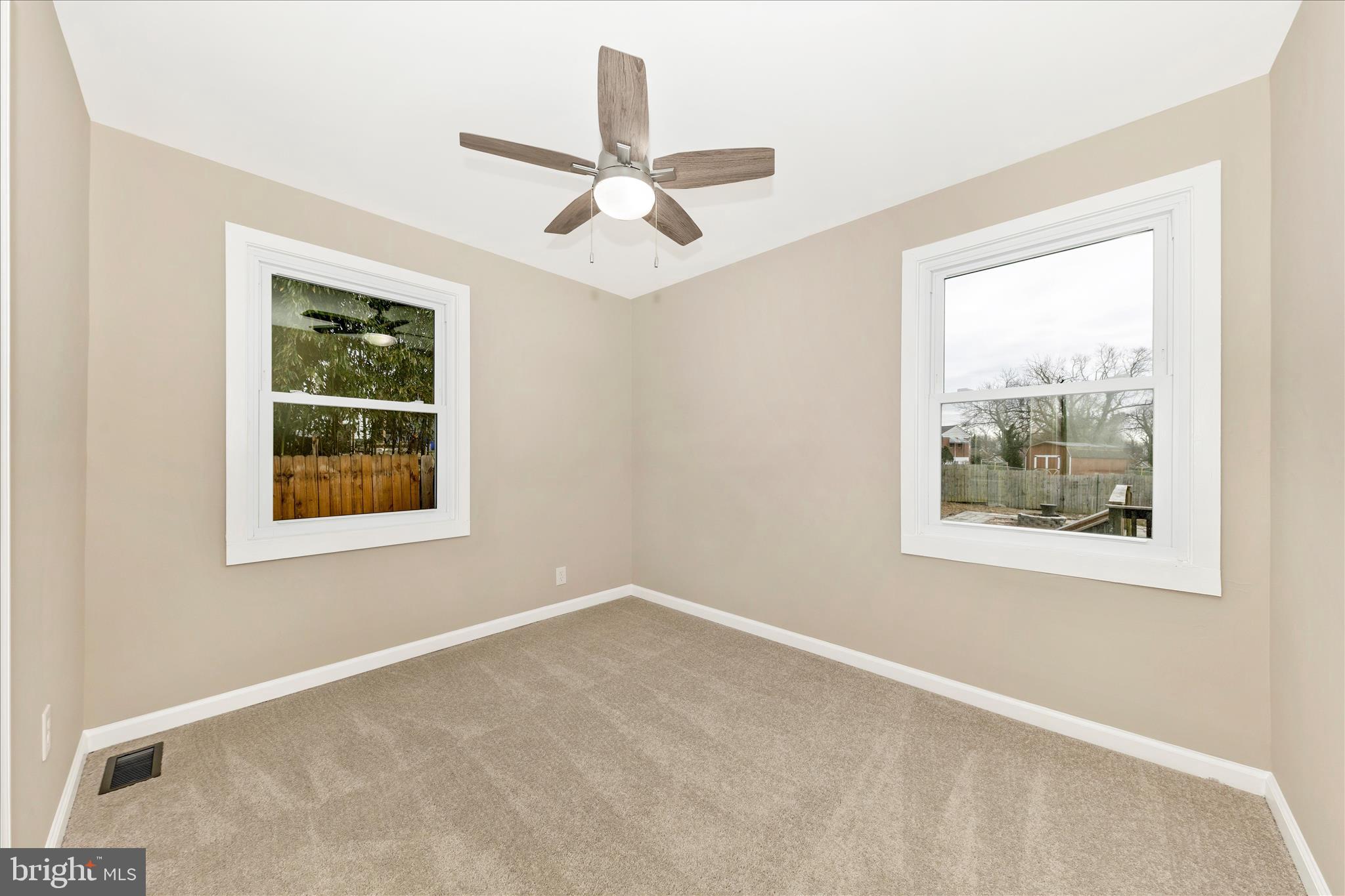 GLENMONT FOREST - Residential