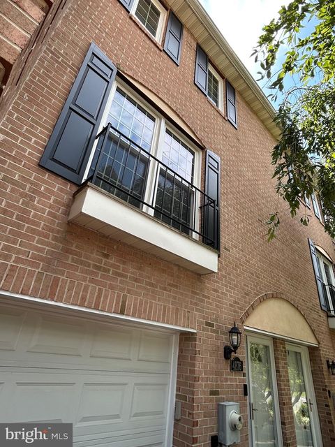 Townhouse For Rent - 4876 Weatherhill Drive<br/> New Castle County, WILMINGTON, DE 19808