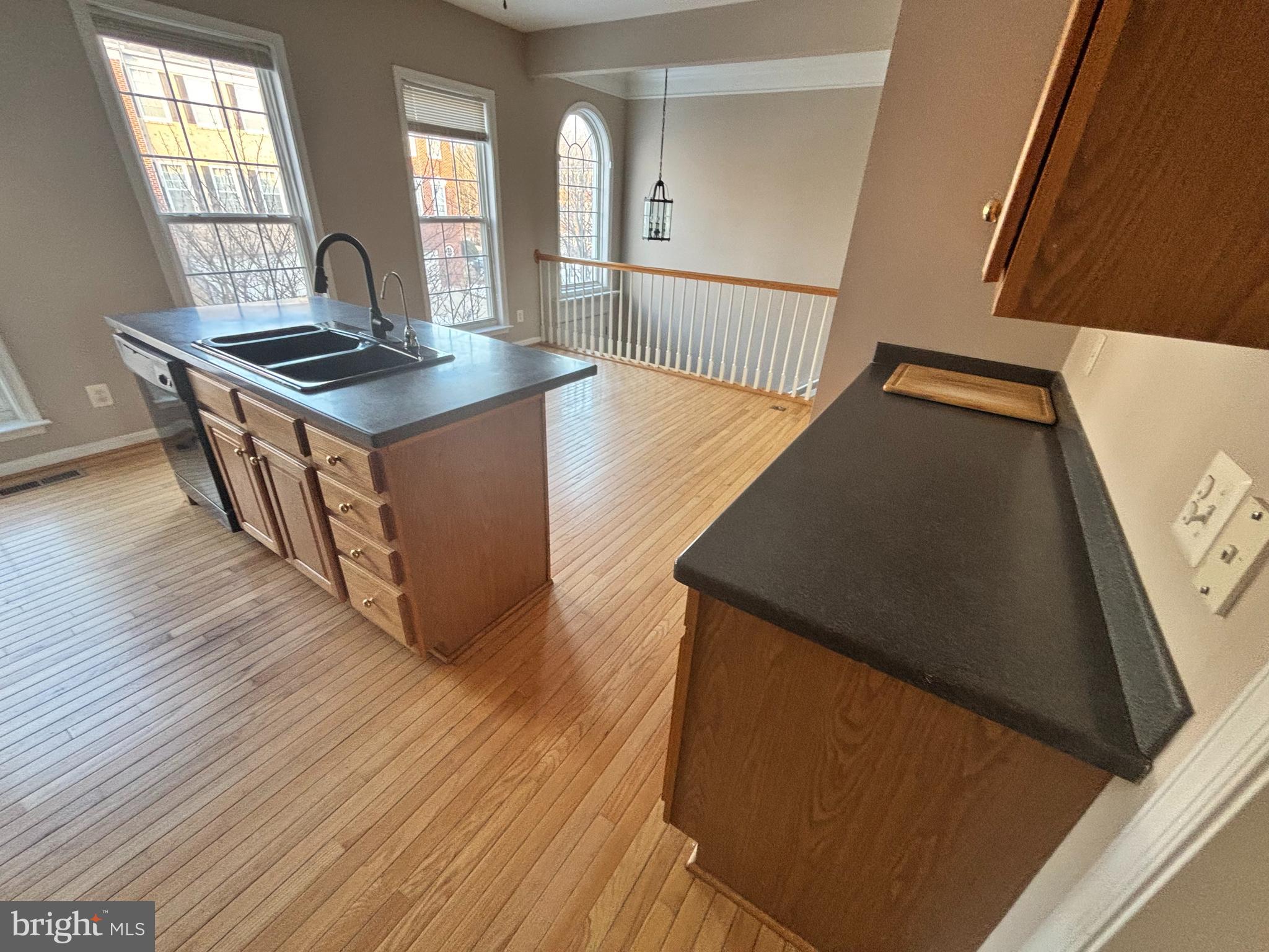 22707 SIMONET BLANC TERRACE