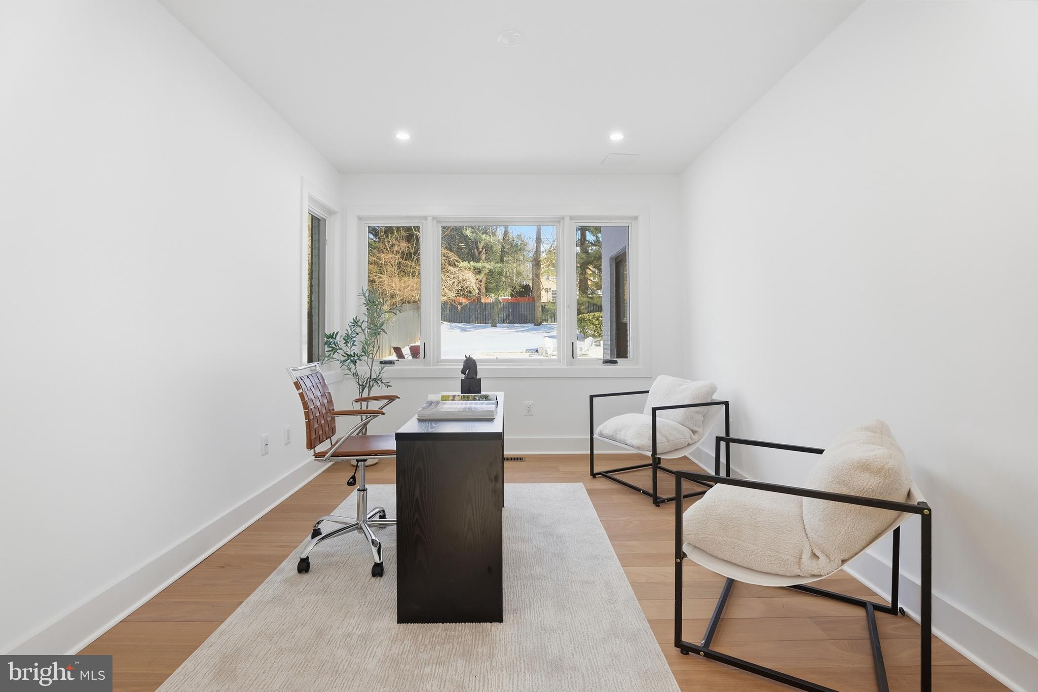 BEDFORD ACRES - Residential