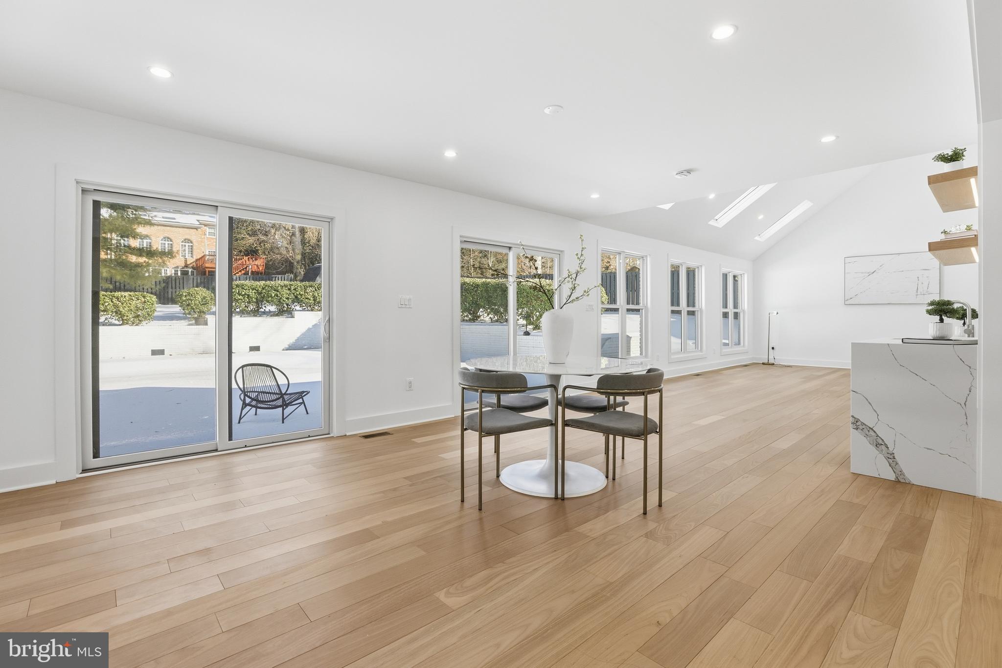 BEDFORD ACRES - Residential