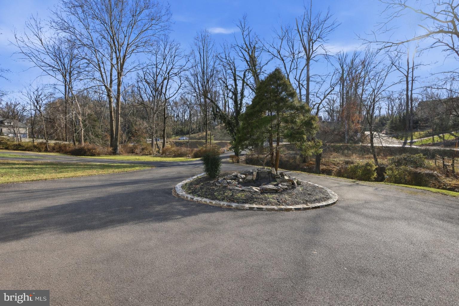 7332 OLD DOMINION DRIVE