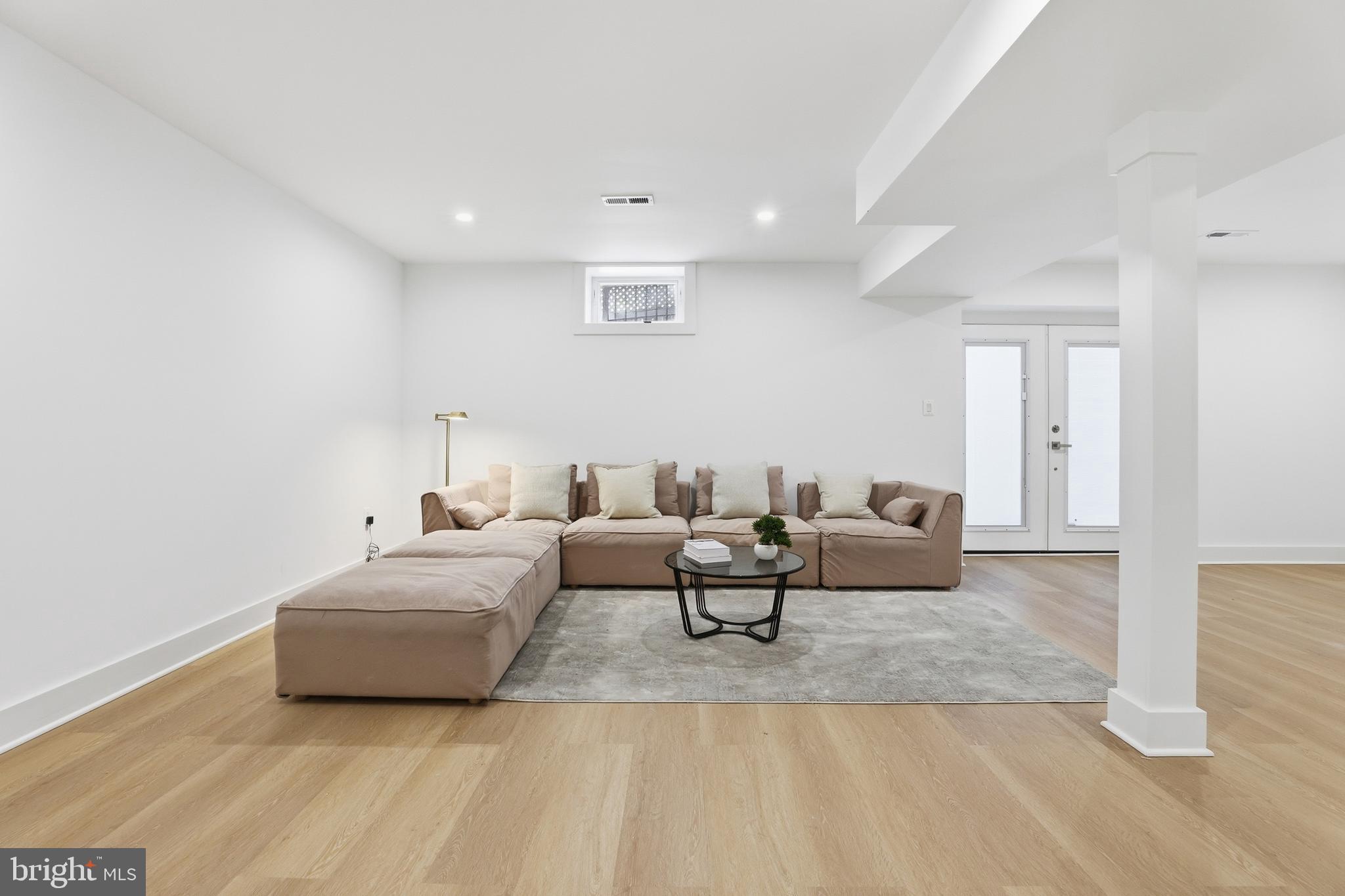 BEDFORD ACRES - Residential