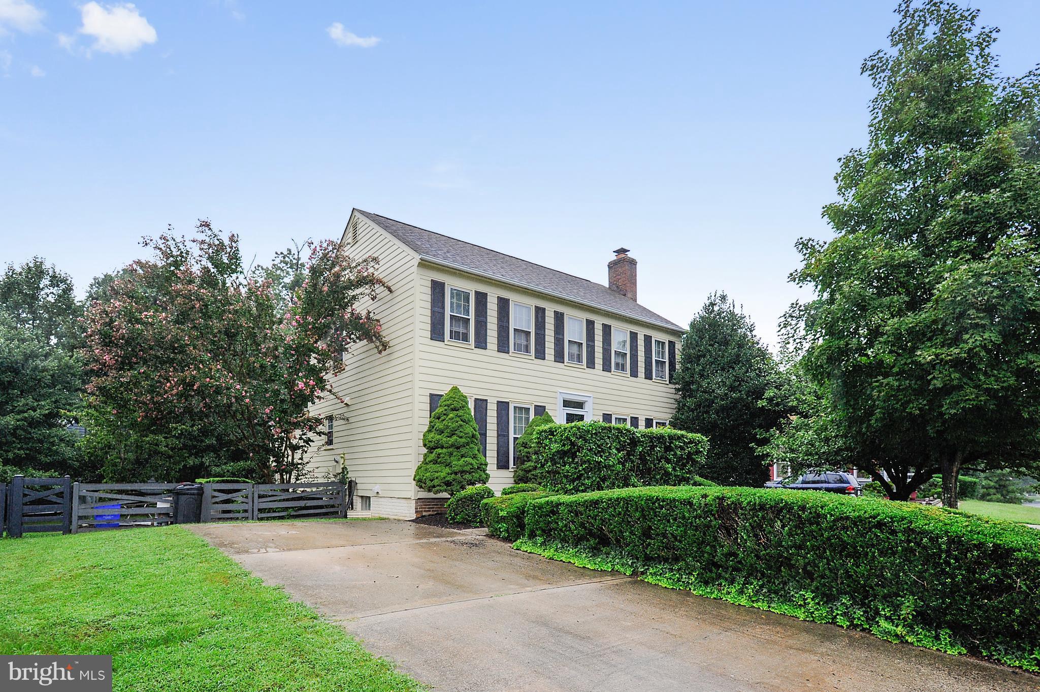 4 BENTLEY DRIVE
