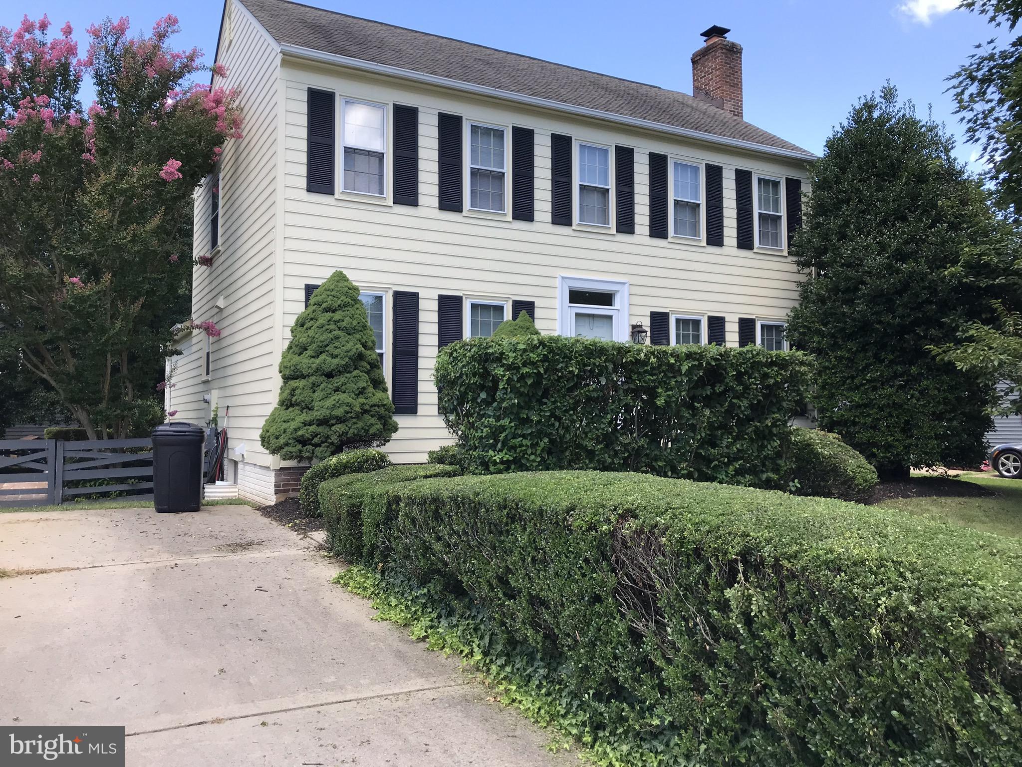 4 BENTLEY DRIVE