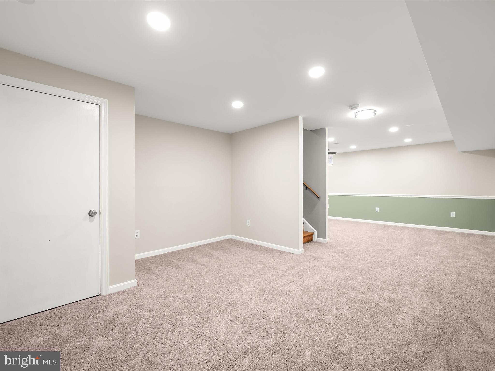 OLD MILL OVERLOOK - Residential